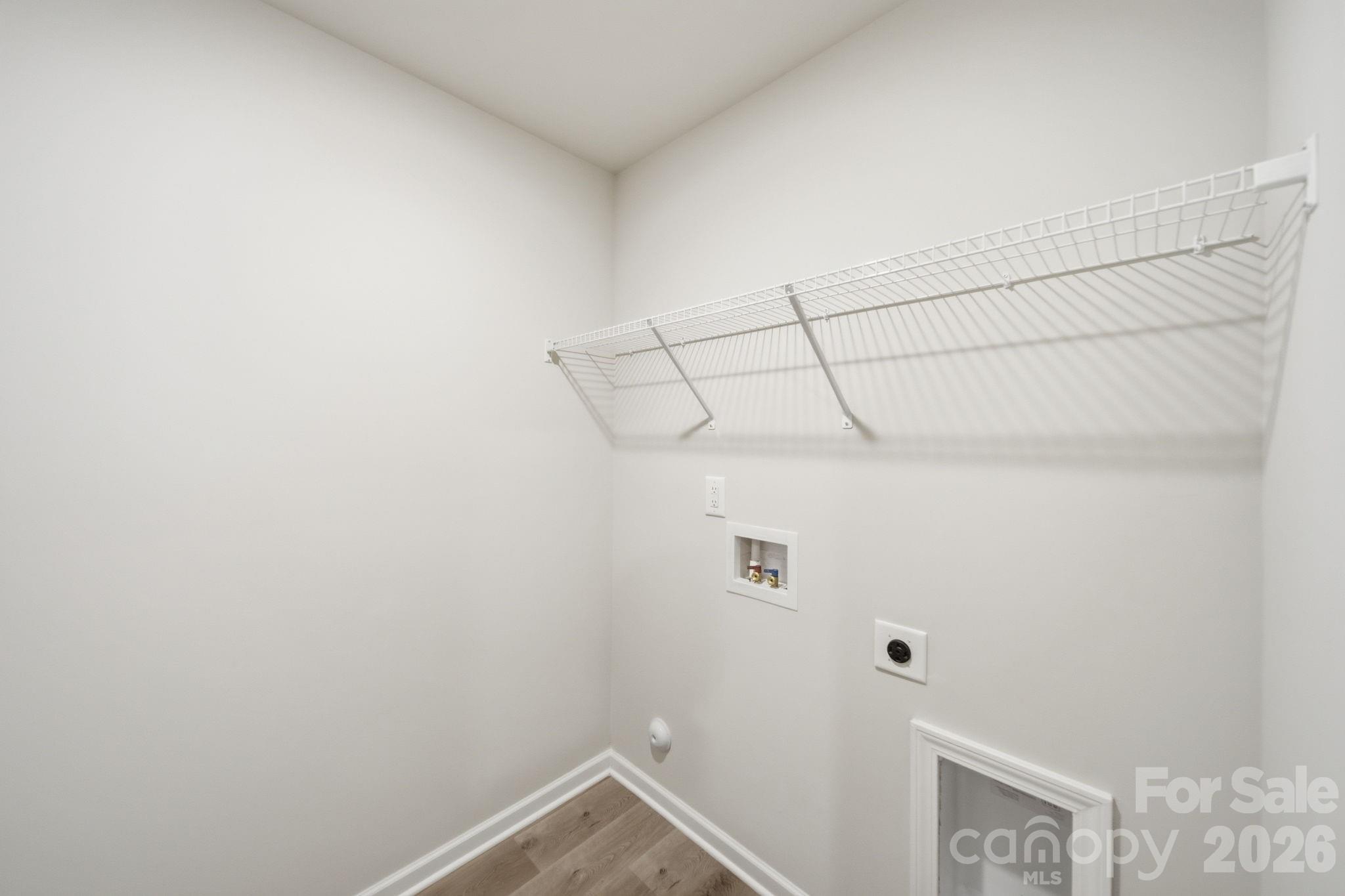 1412 Hubbard Terrace Property Photo 34