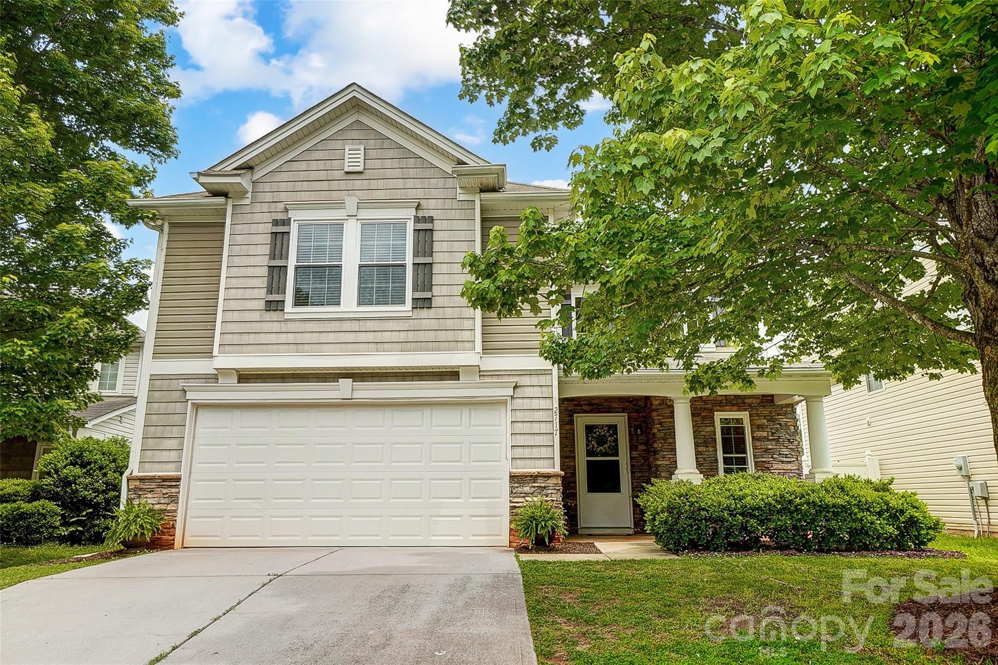 2717 Markham Woods Court Property Photo 2