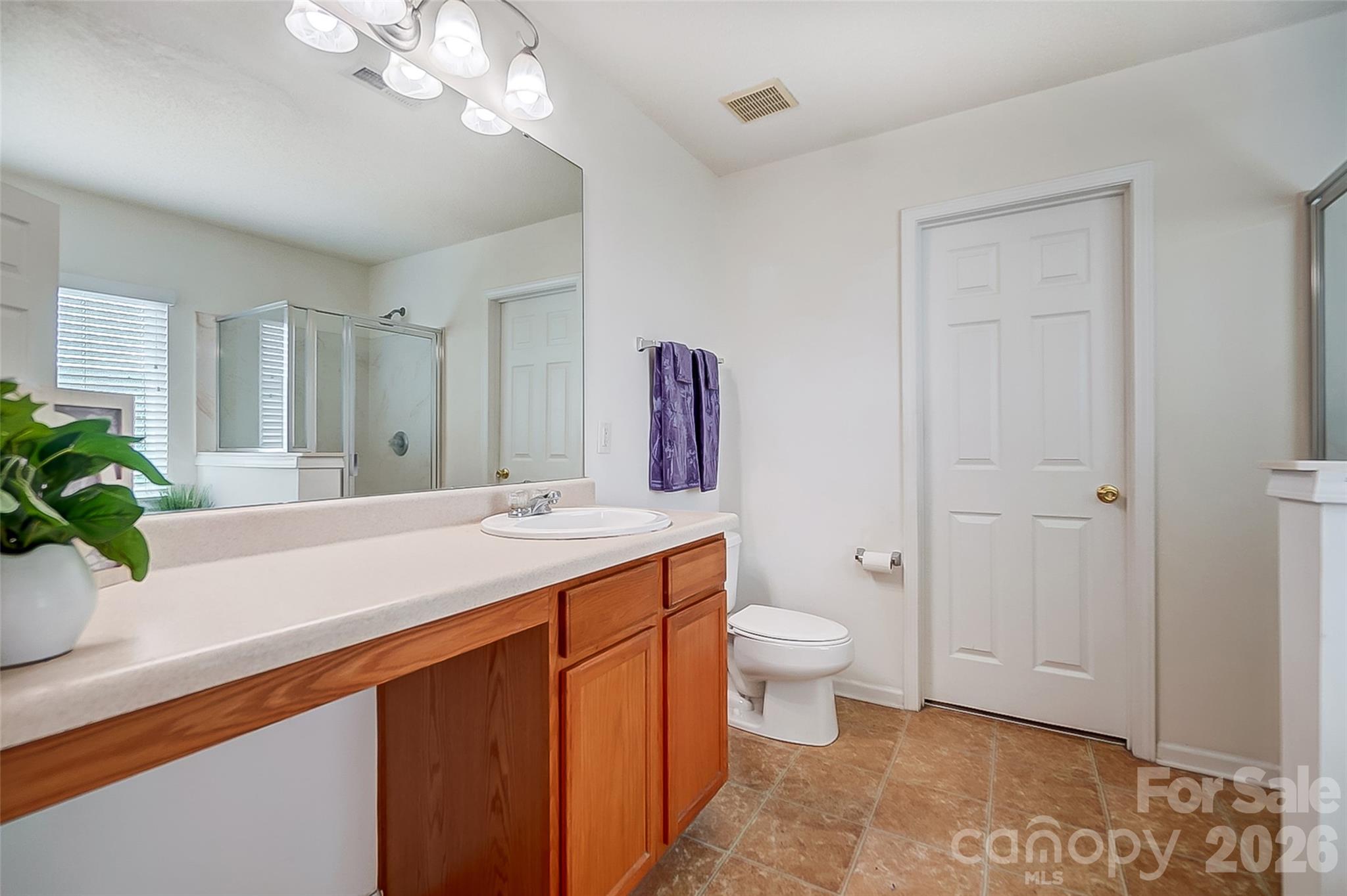 2717 Markham Woods Court Property Photo 24
