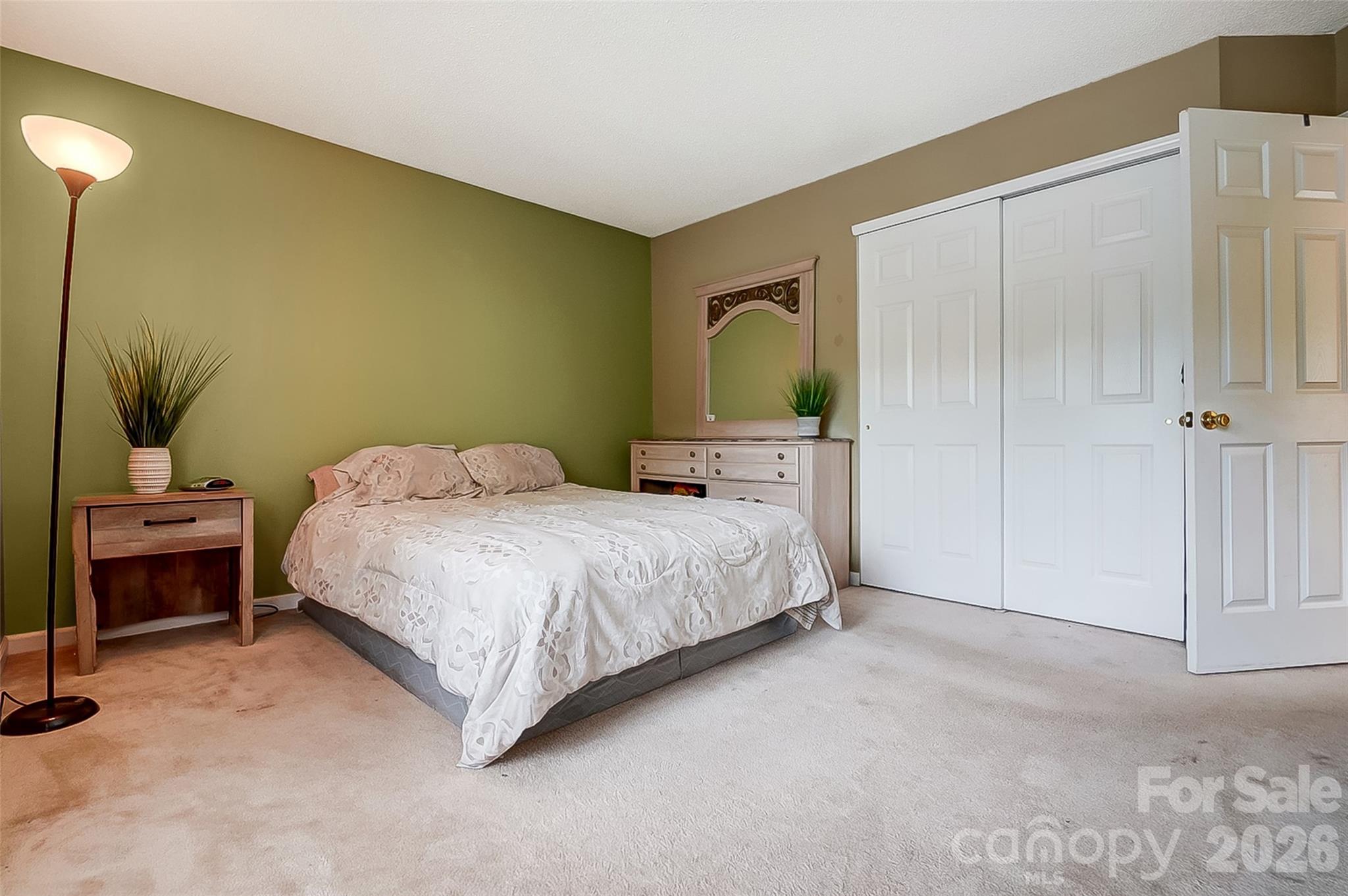 2717 Markham Woods Court Property Photo 27