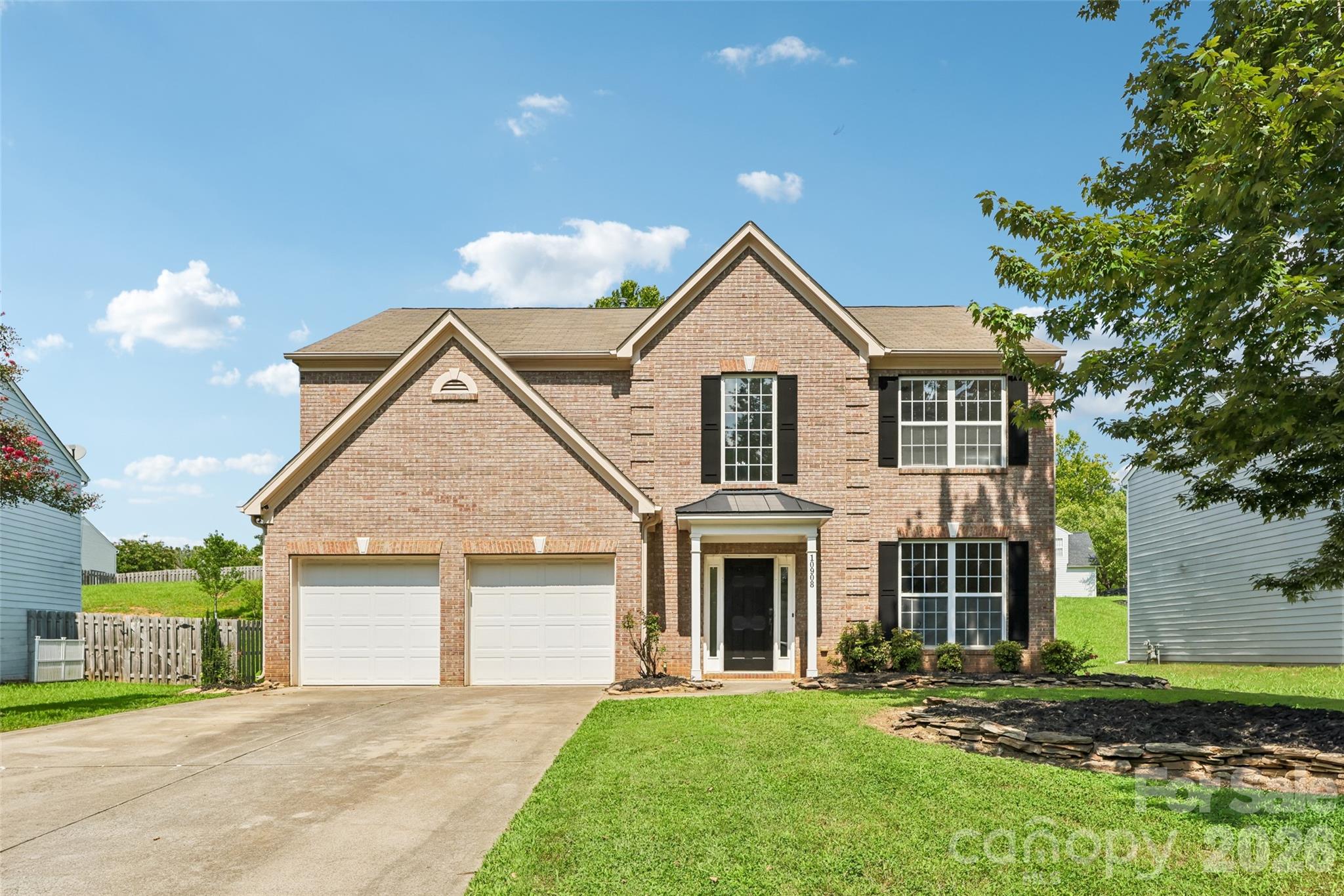 10908 Chastain Parc Drive Property Photo 1