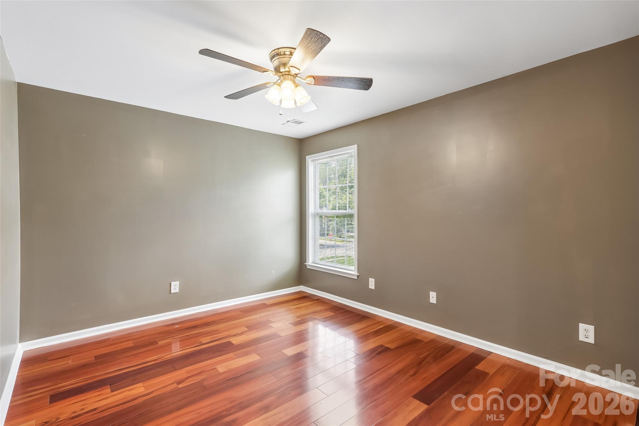 10908 Chastain Parc Drive Property Photo 30