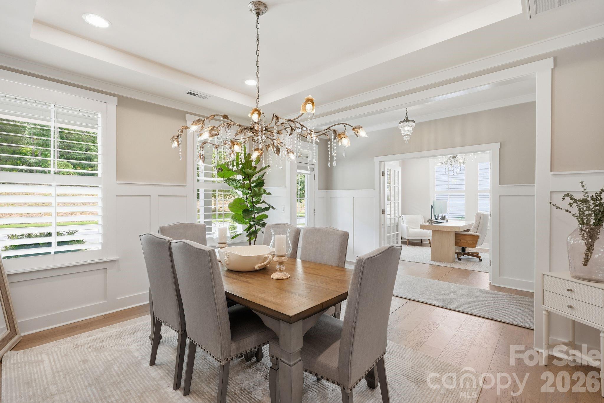 1086 Weir Court Property Photo 7