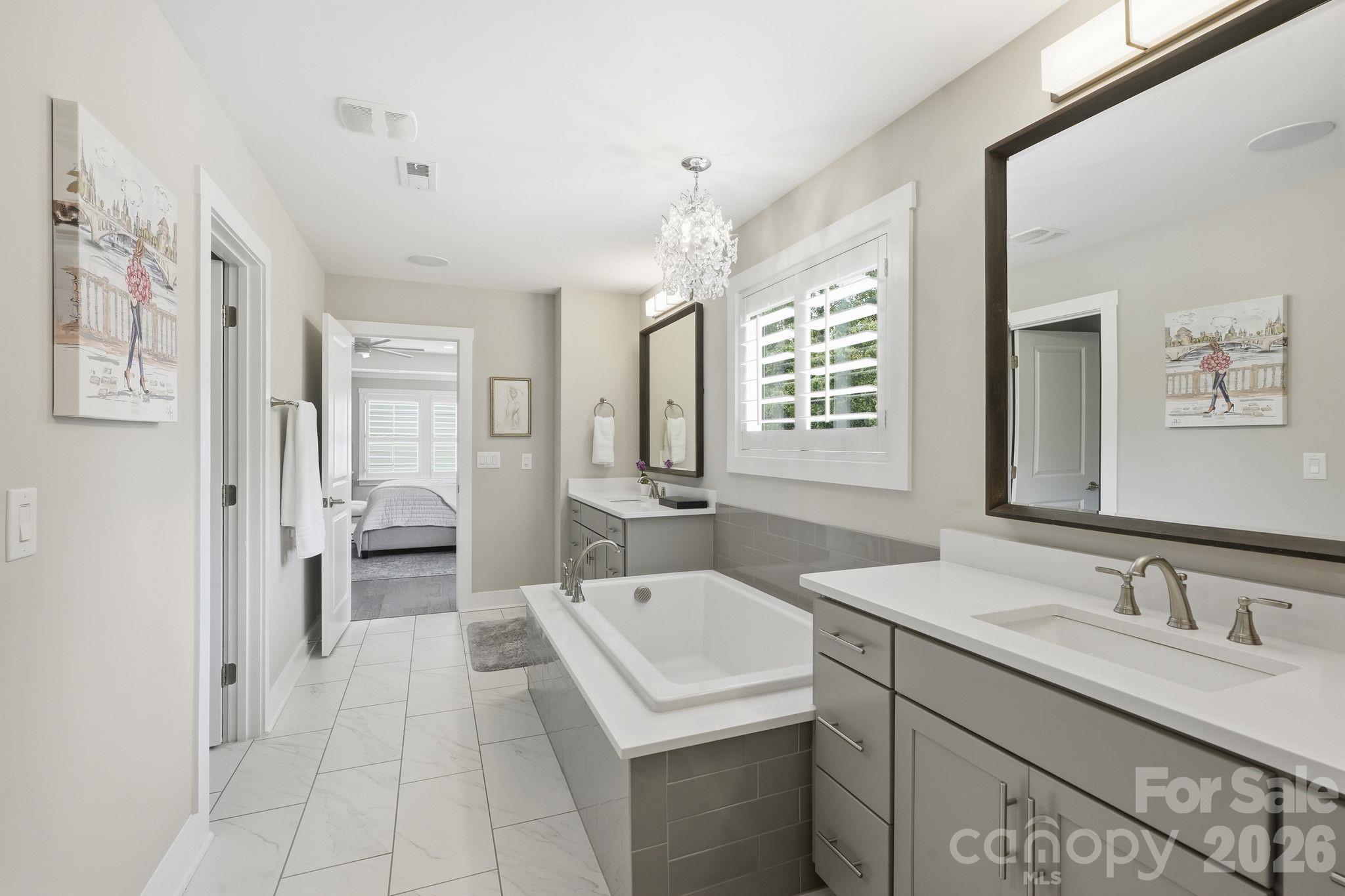 1086 Weir Court Property Photo 22