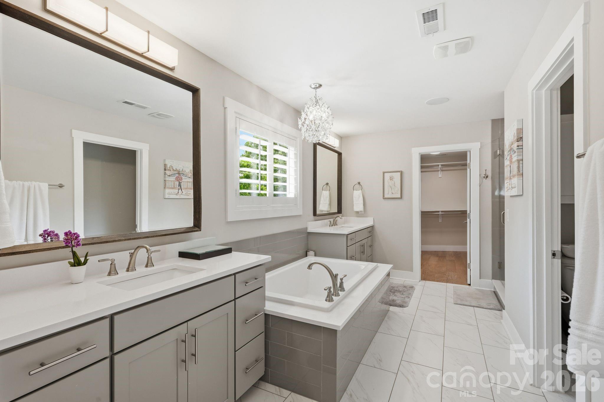1086 Weir Court Property Photo 23