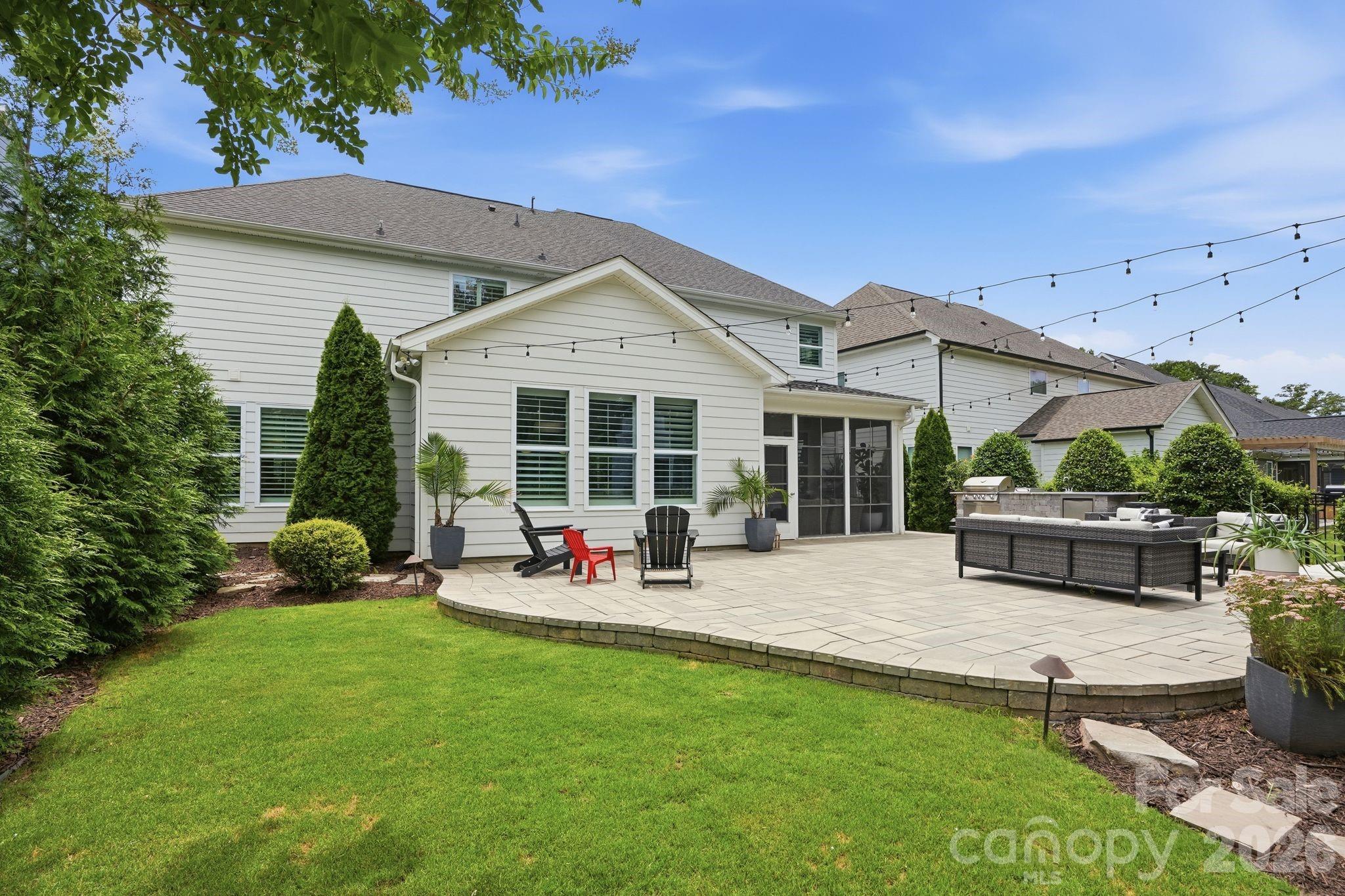 1086 Weir Court Property Photo 35