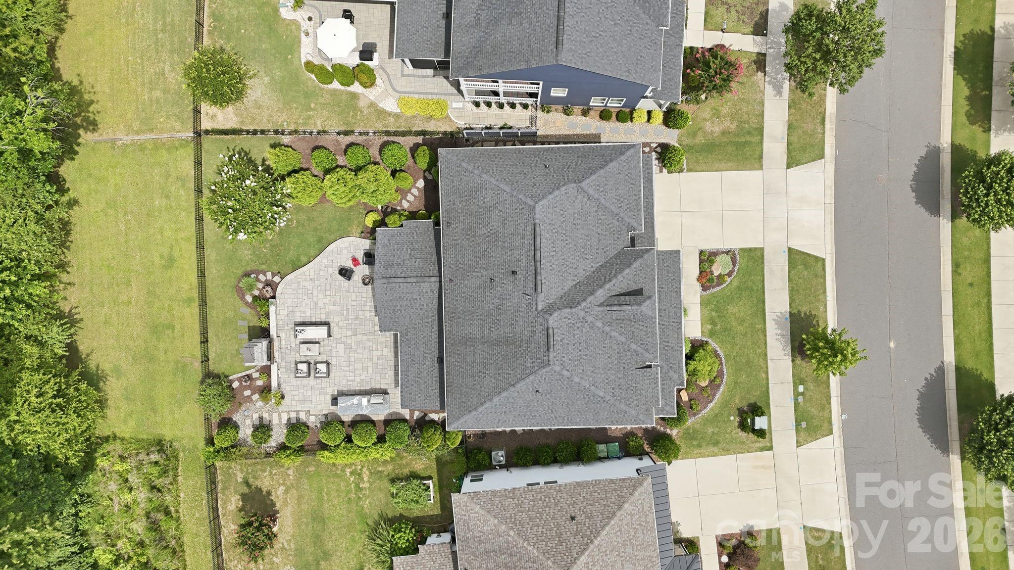 1086 Weir Court Property Photo 40