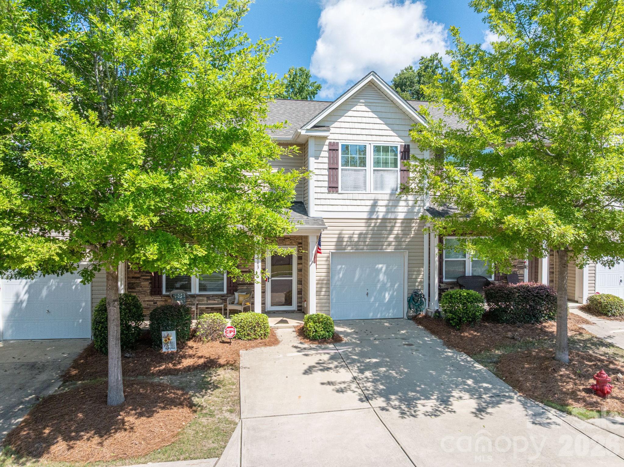4043 Creekstone Trace Property Photo 4