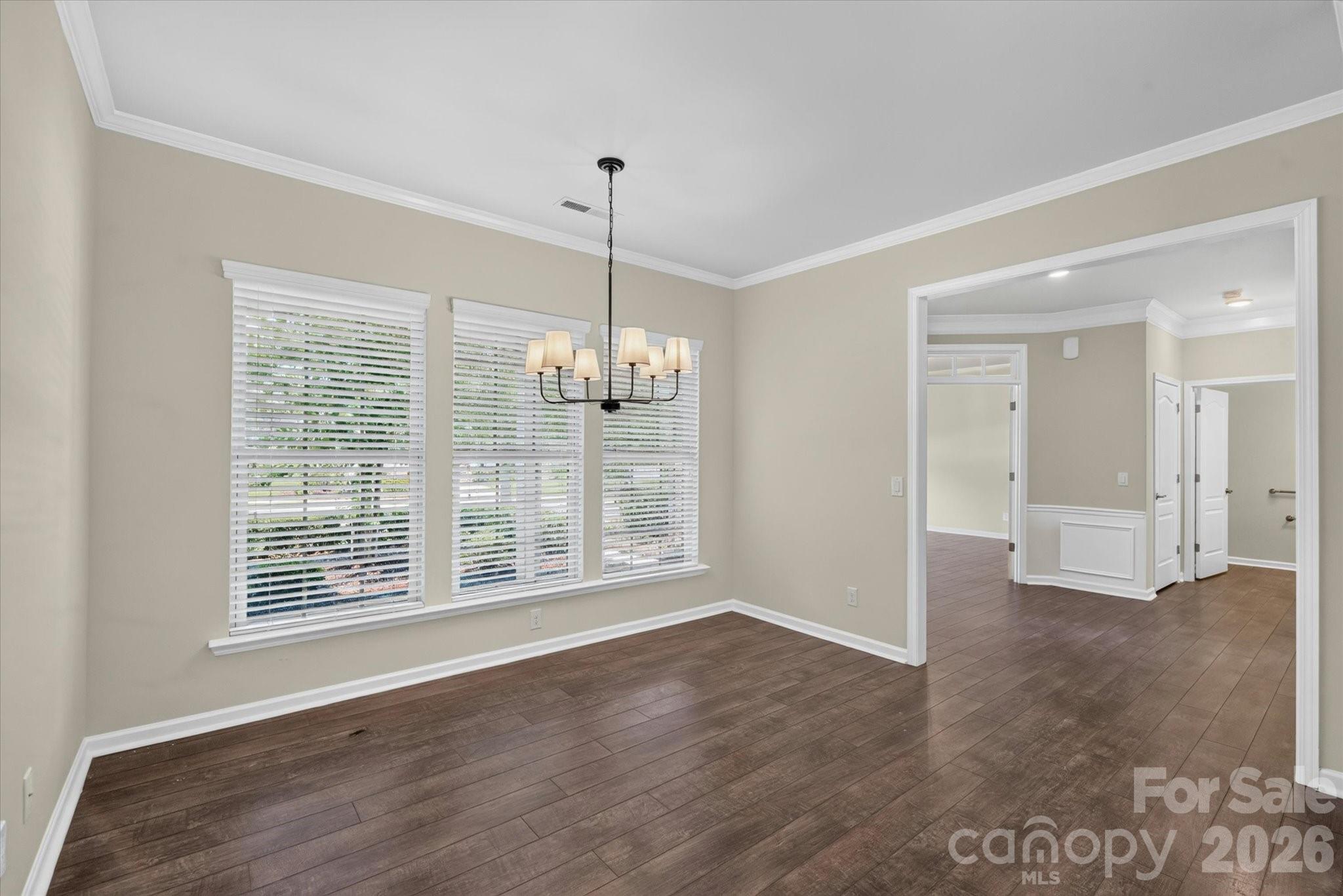 322 Burr Court Property Photo 11