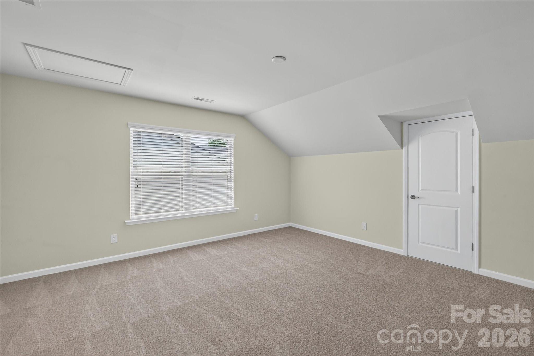 322 Burr Court Property Photo 27