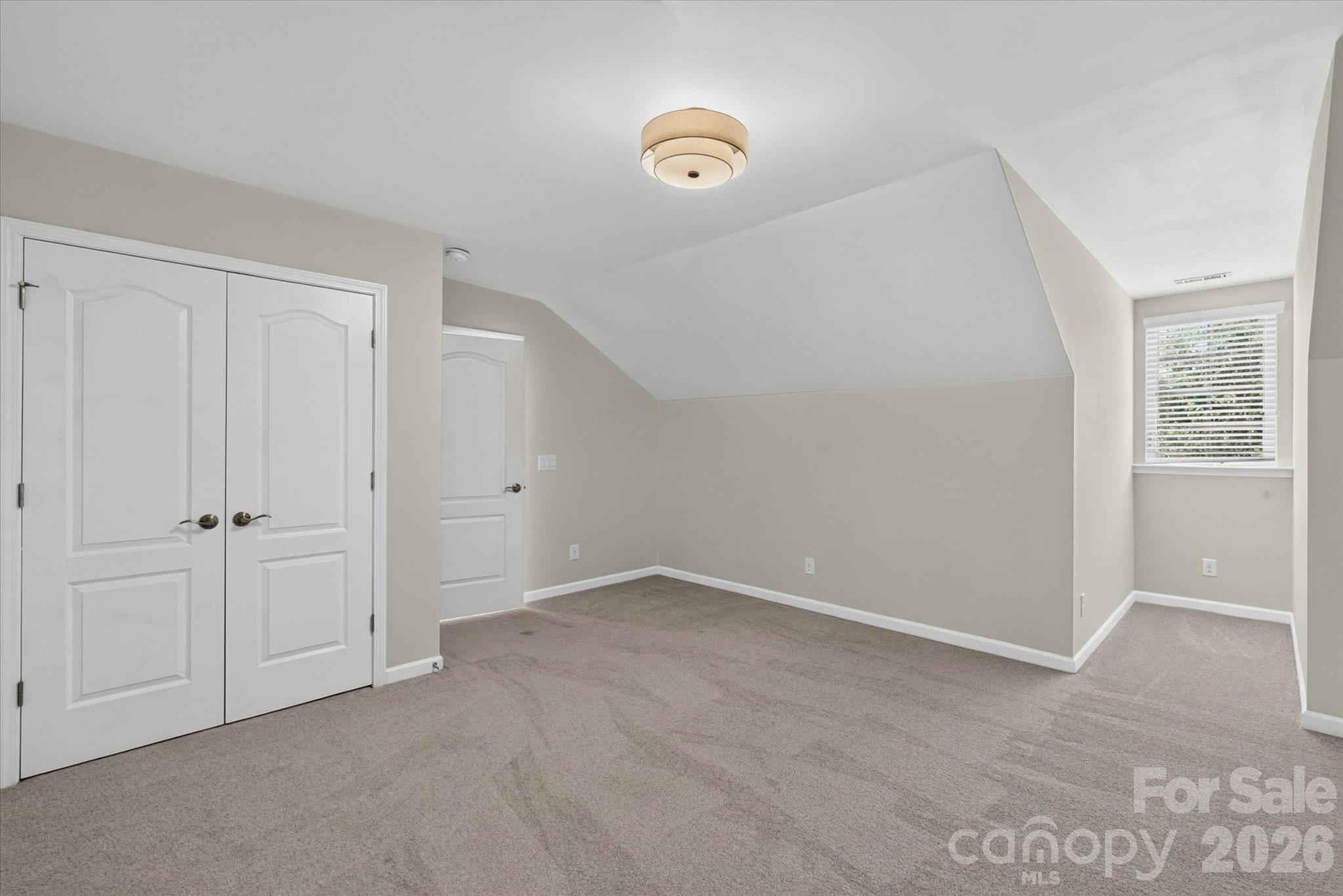 322 Burr Court Property Photo 29