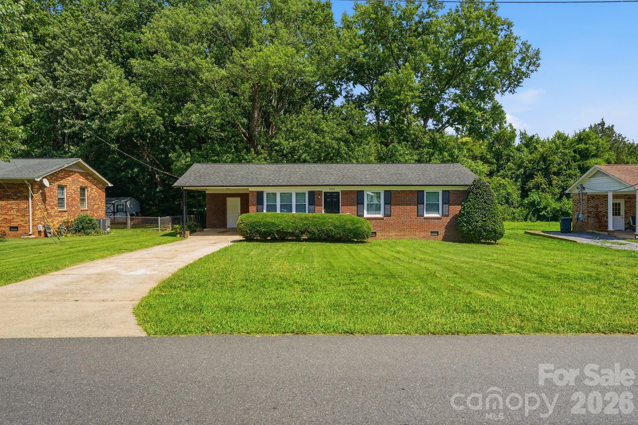 5008 Sea Oates Lane Property Photo 1