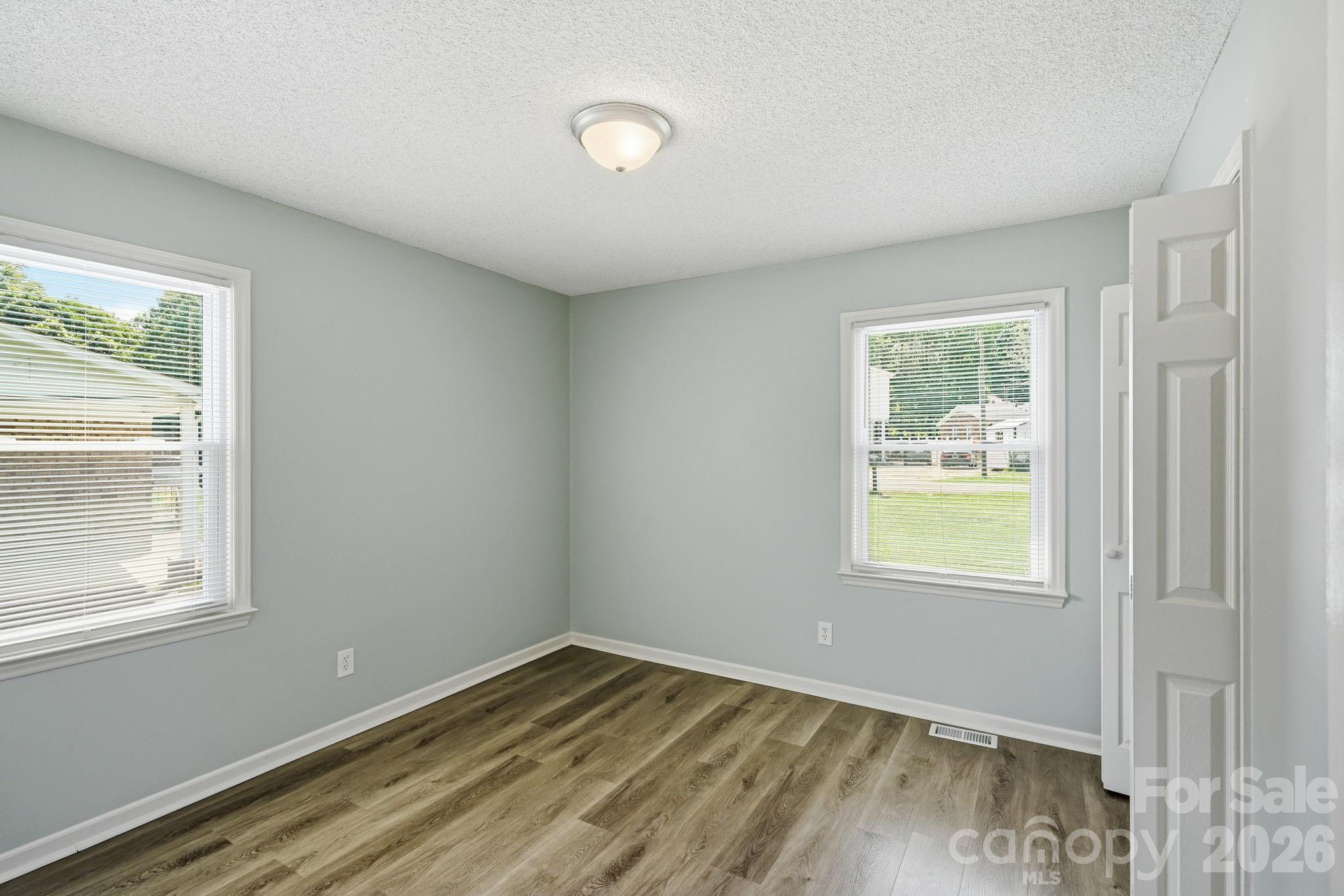 5008 Sea Oates Lane Property Photo 11