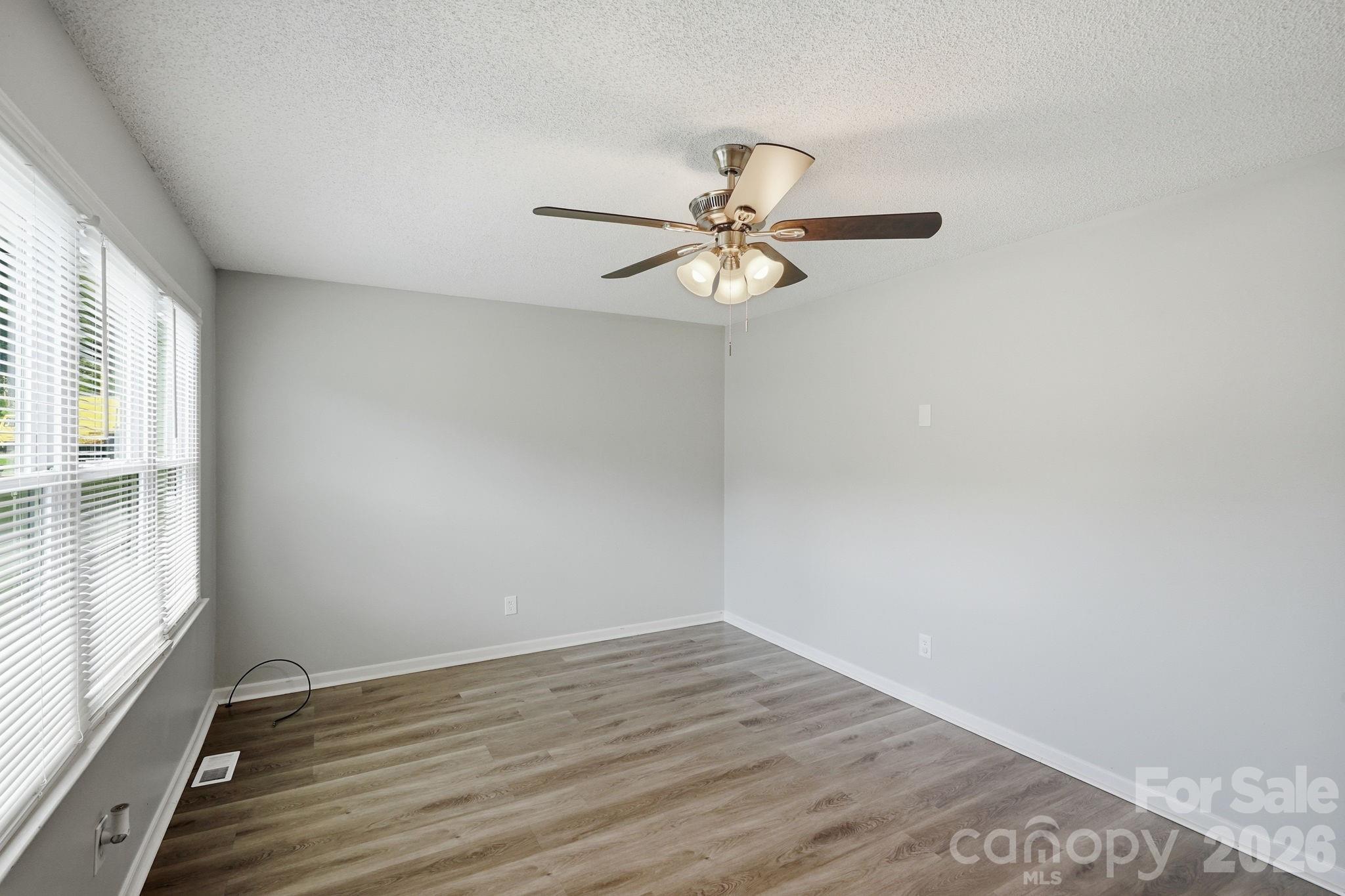 5008 Sea Oates Lane Property Photo 14