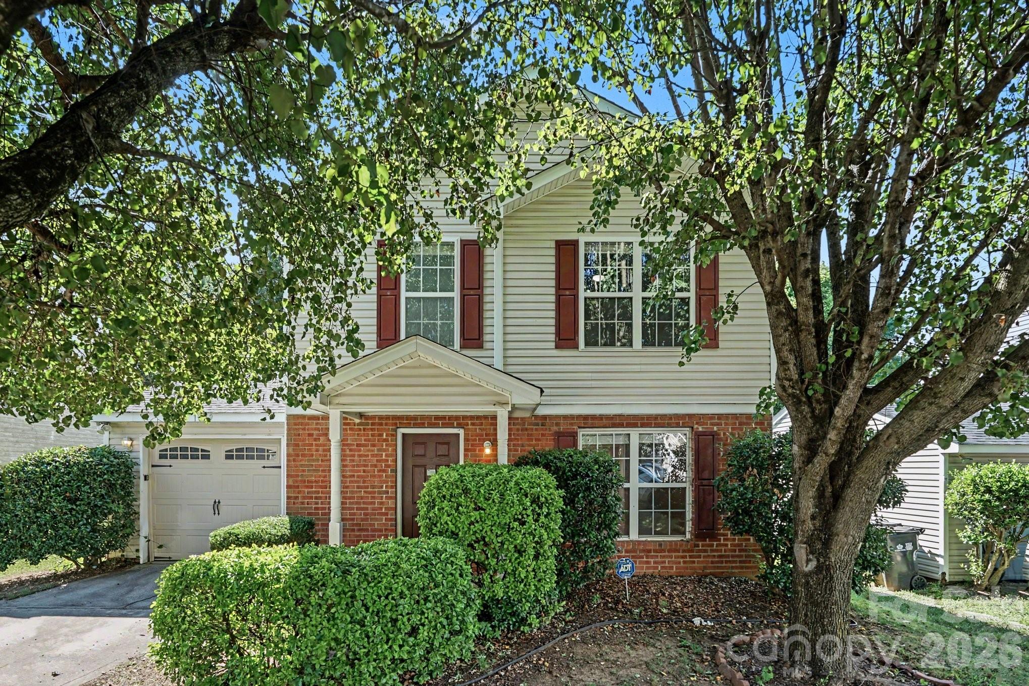 1029 Jordans Pond Lane Property Photo 1