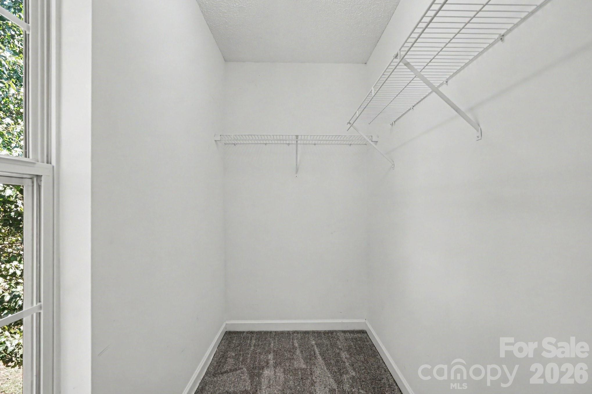1029 Jordans Pond Lane Property Photo 8
