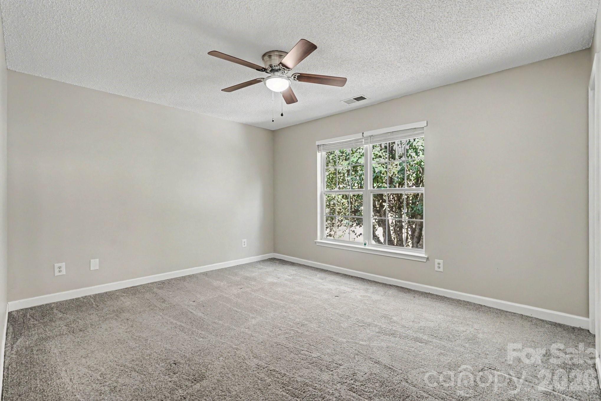 1029 Jordans Pond Lane Property Photo 11