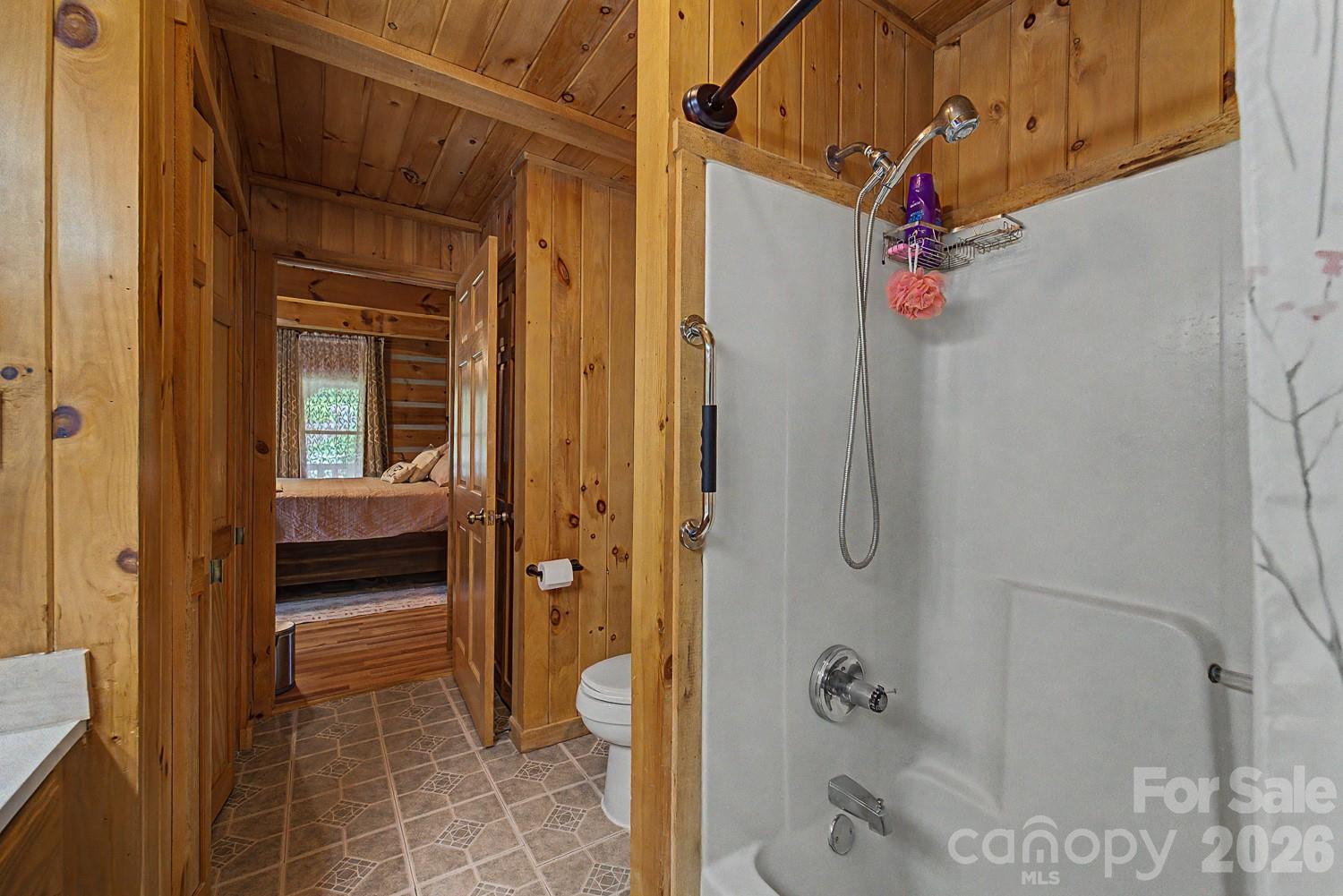 538 East Fork Road Property Photo 40