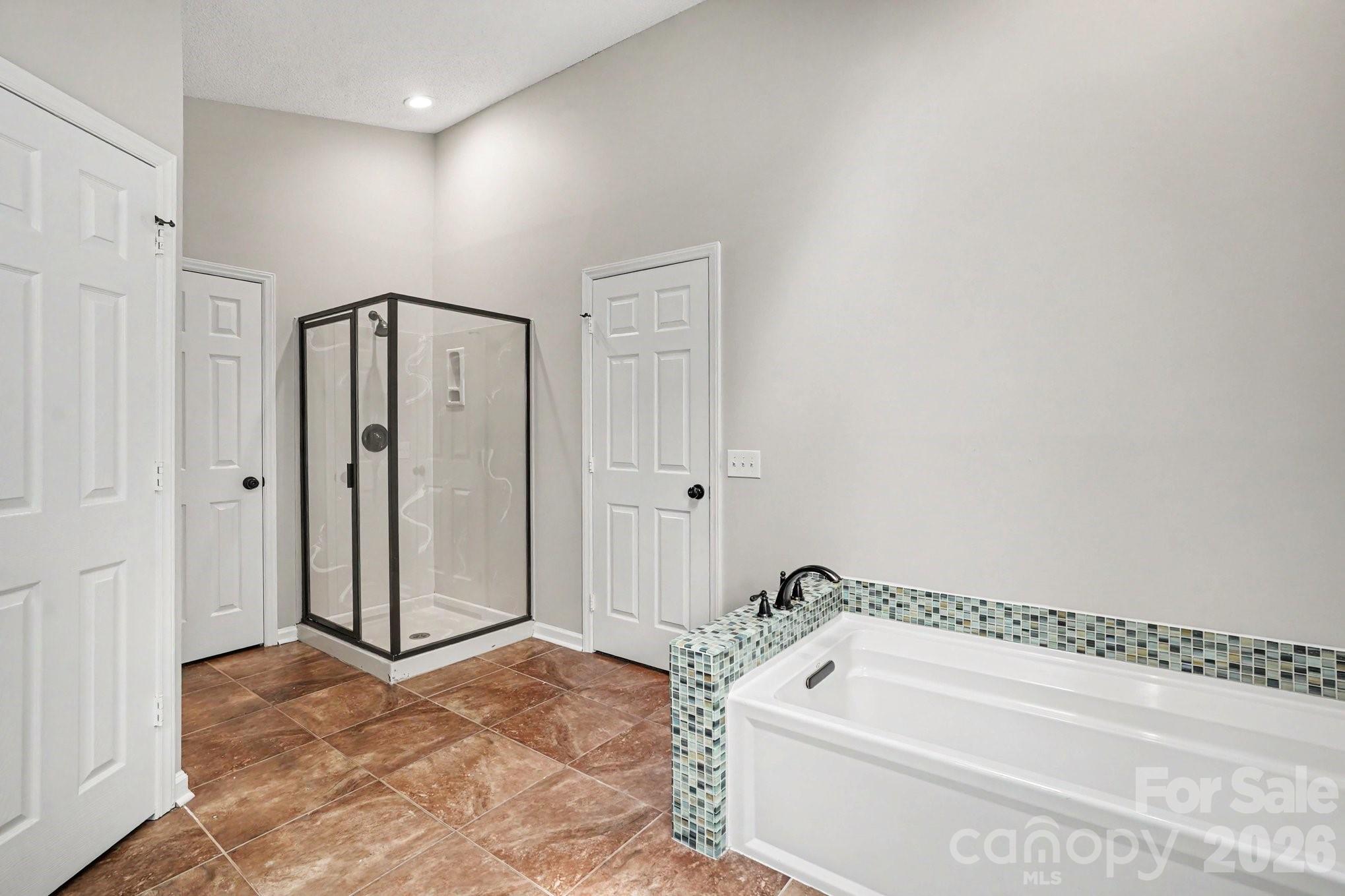 9604 Newby Lane Property Photo 13