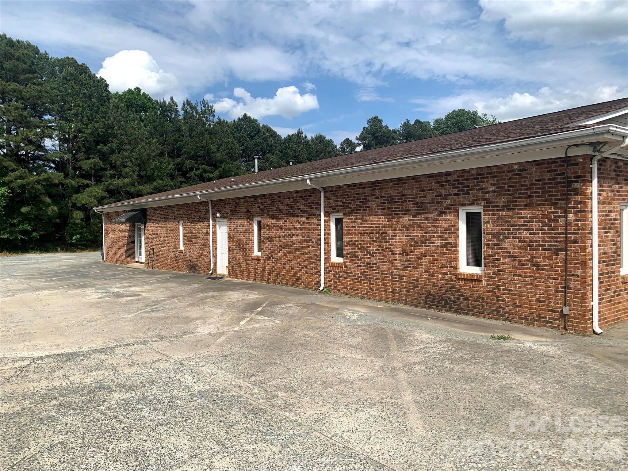 2530 W Roosevelt Boulevard B Property Photo 18
