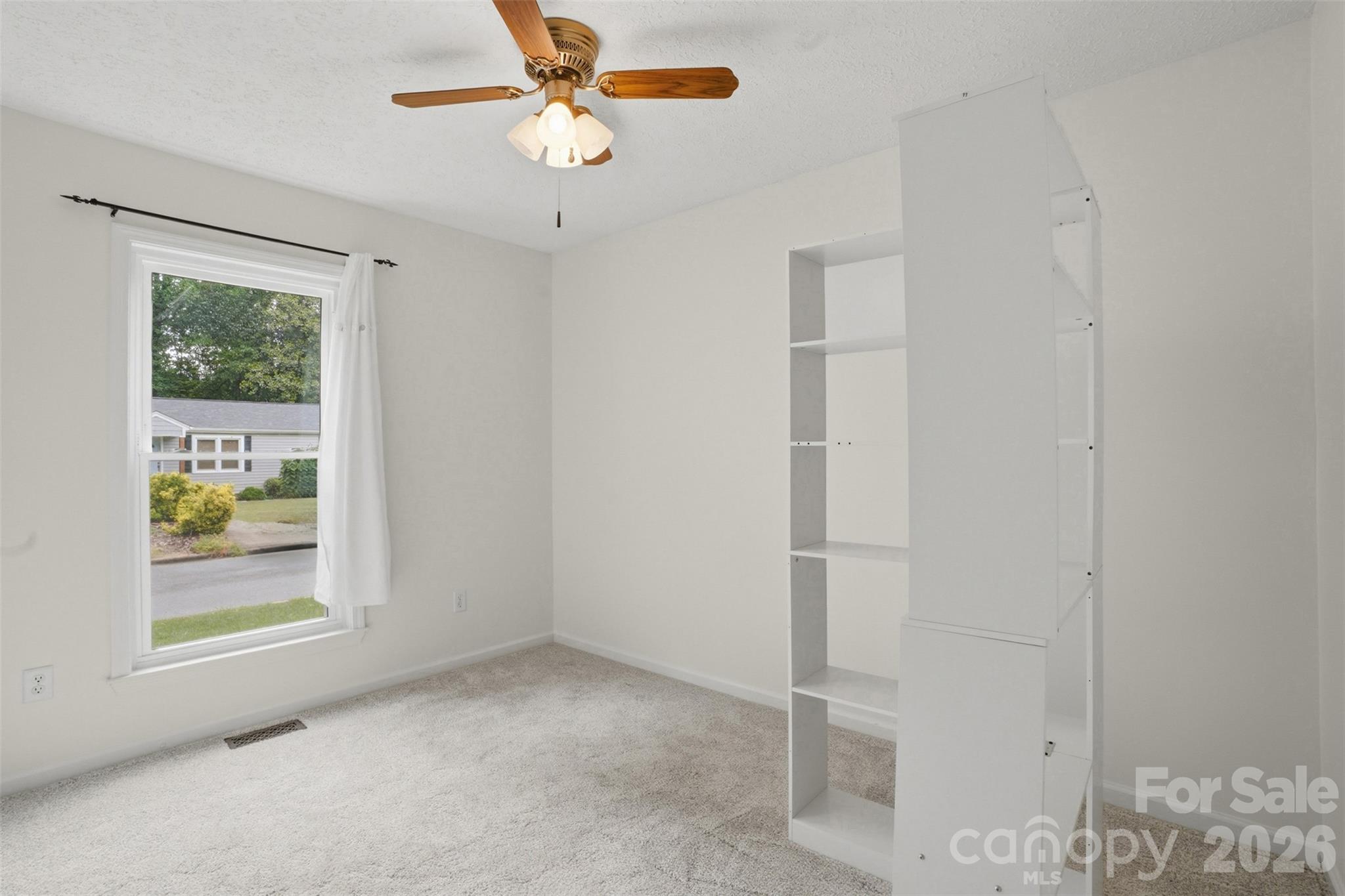 121 Oak Street Property Photo 20
