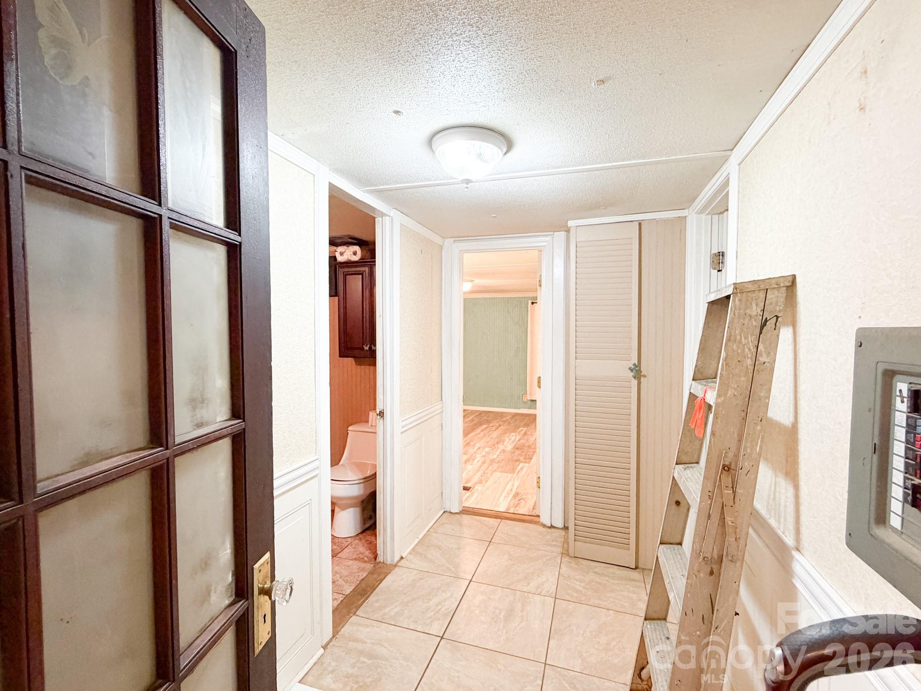 14840 Short Cut Road Property Photo 27