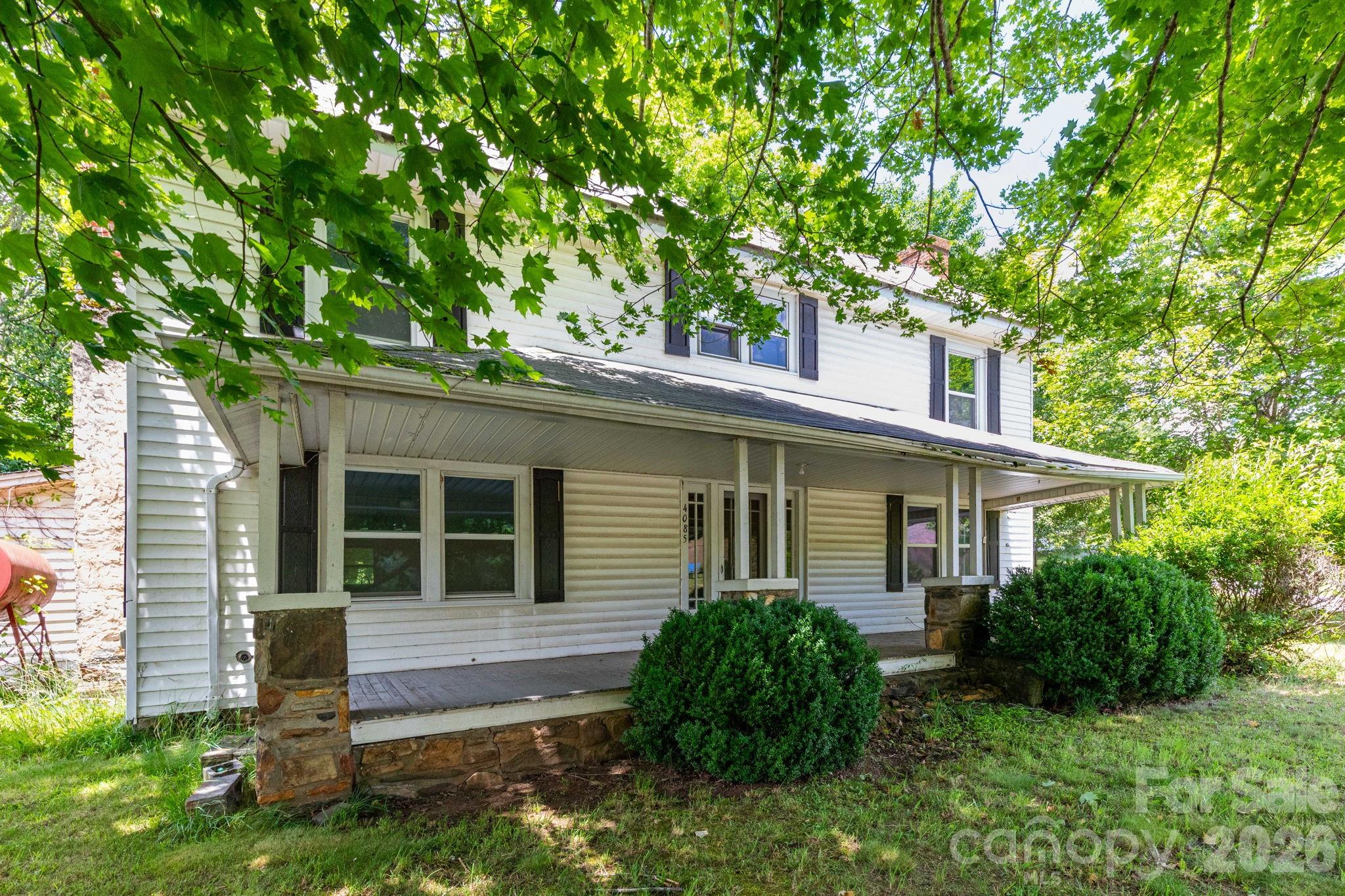 4085 Jacks Creek Road Property Photo 3