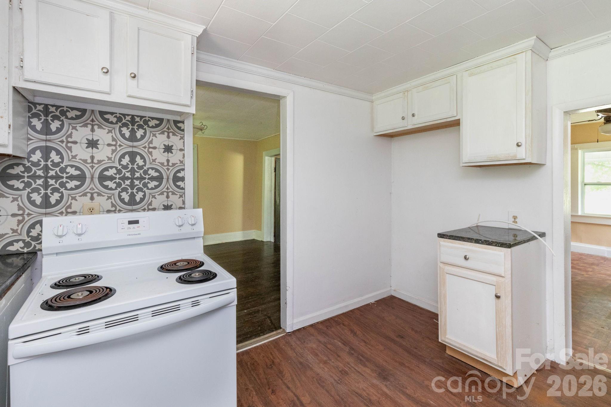 4085 Jacks Creek Road Property Photo 13