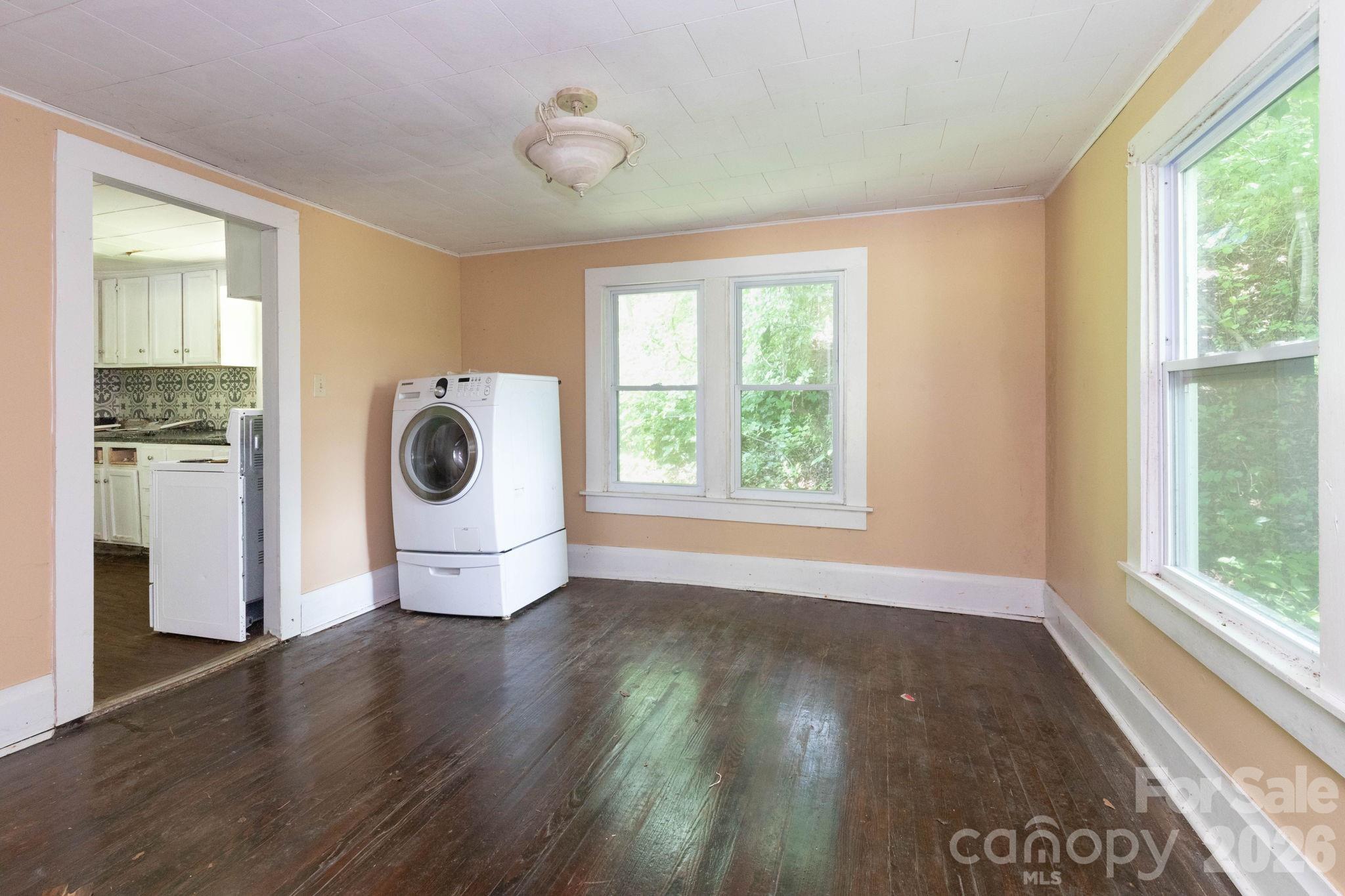 4085 Jacks Creek Road Property Photo 14