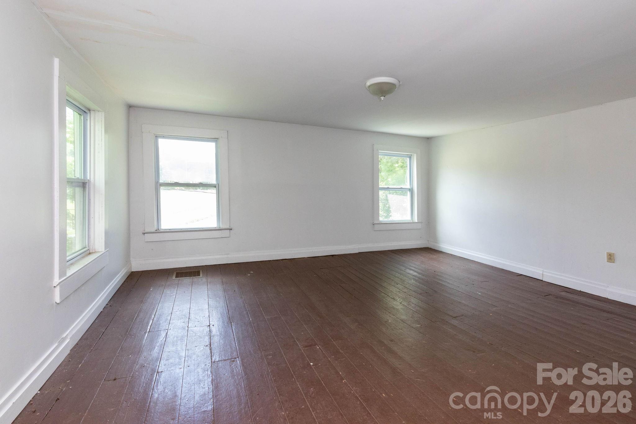 4085 Jacks Creek Road Property Photo 18