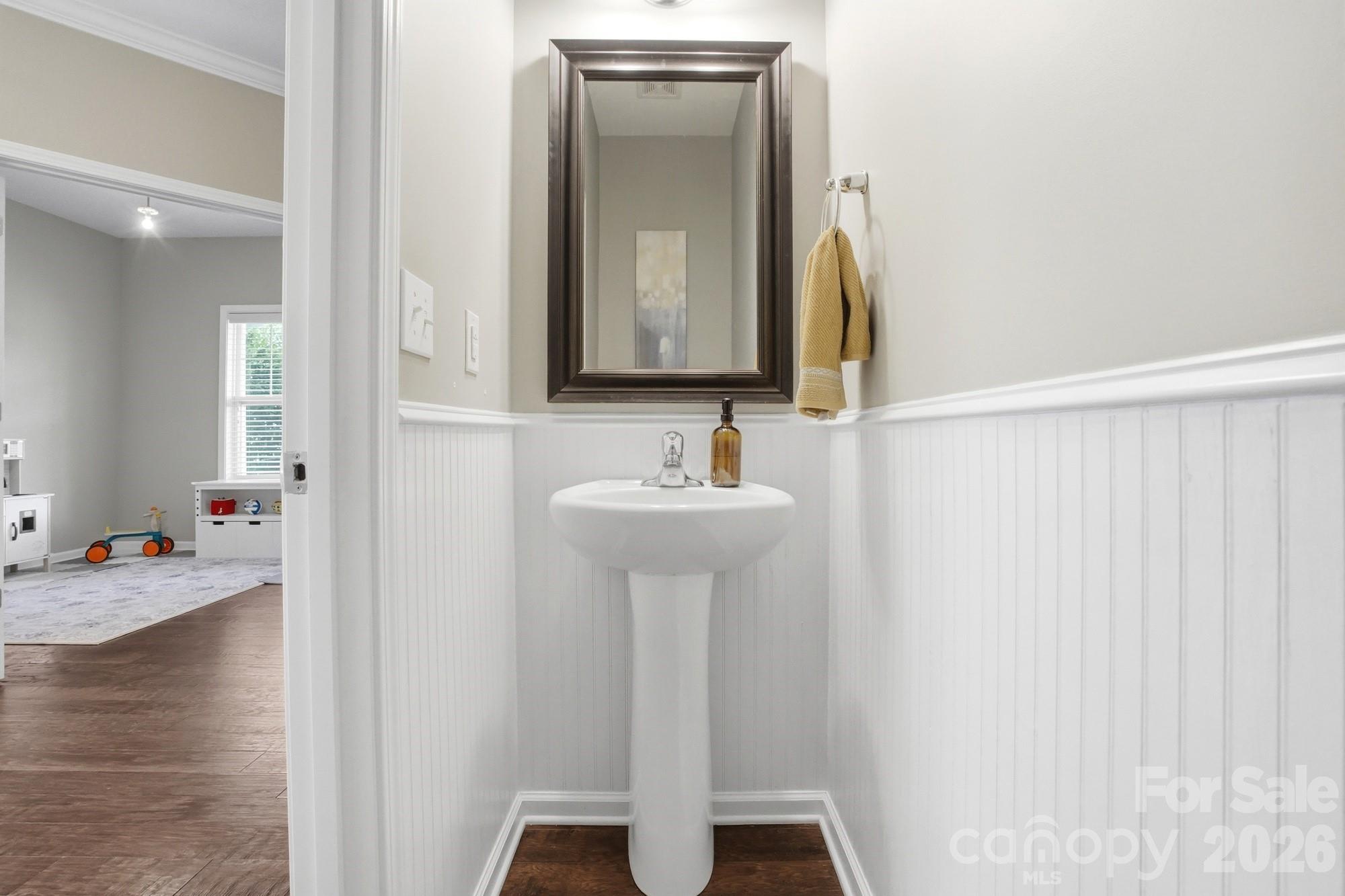 1198 Jasmine Drive Property Photo 8