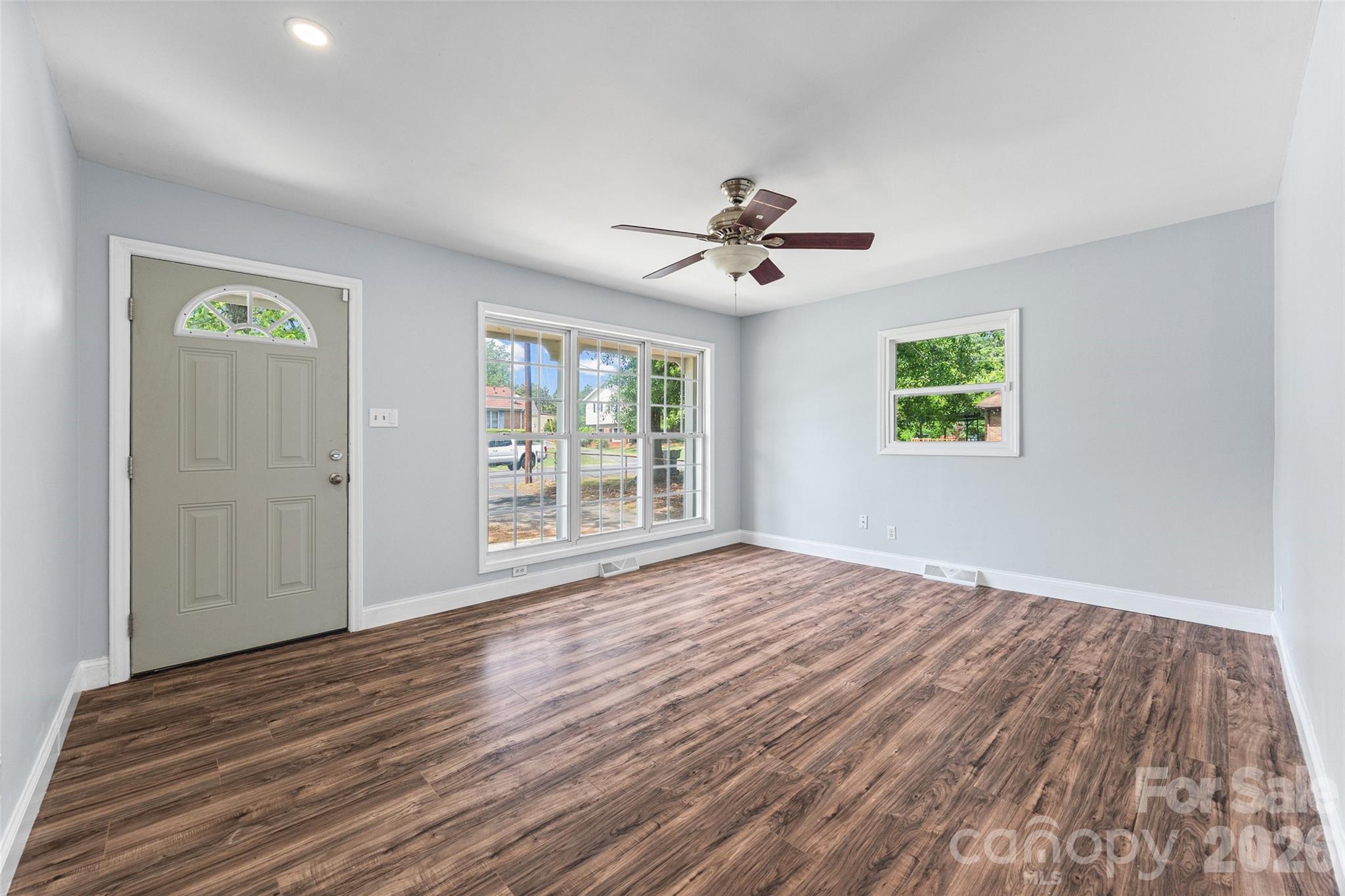4713 Tanglebriar Drive Property Photo 8