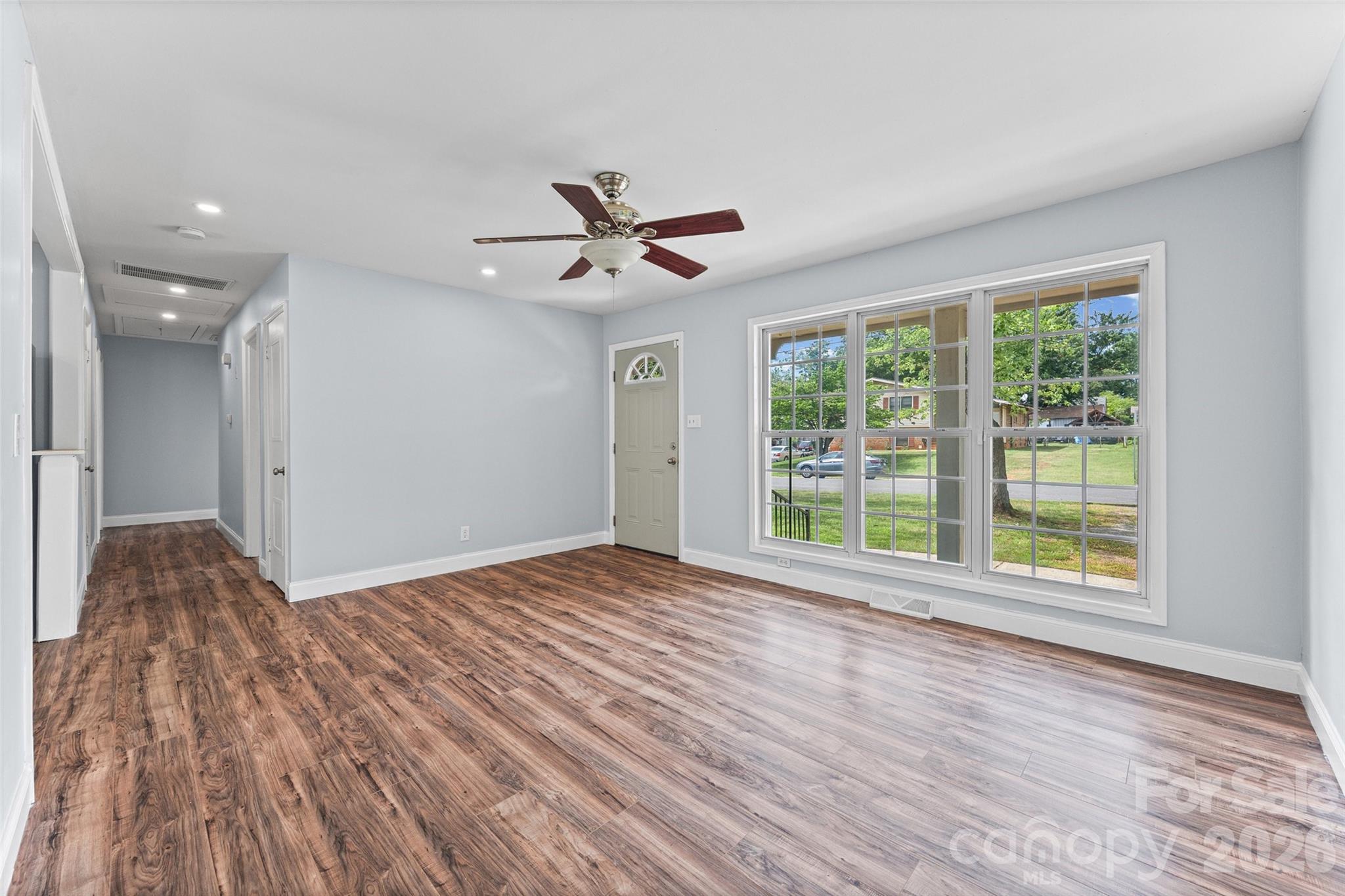 4713 Tanglebriar Drive Property Photo 10
