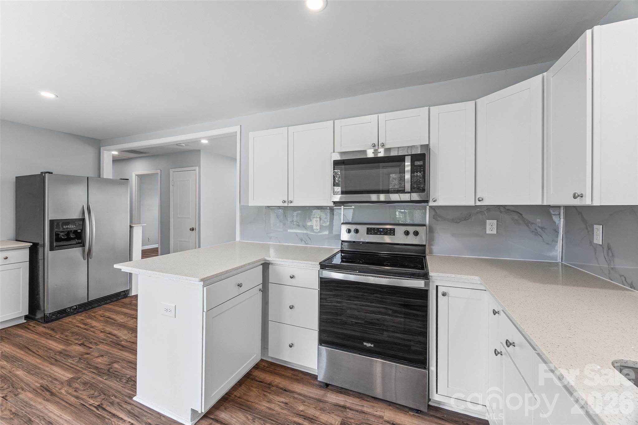 4713 Tanglebriar Drive Property Photo 13