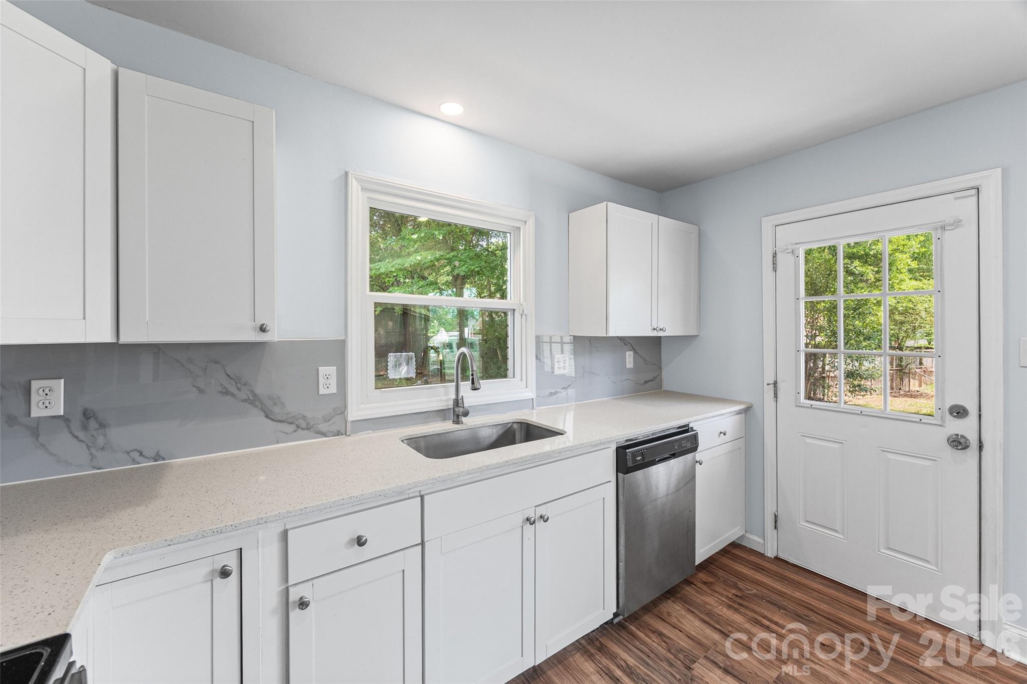 4713 Tanglebriar Drive Property Photo 14