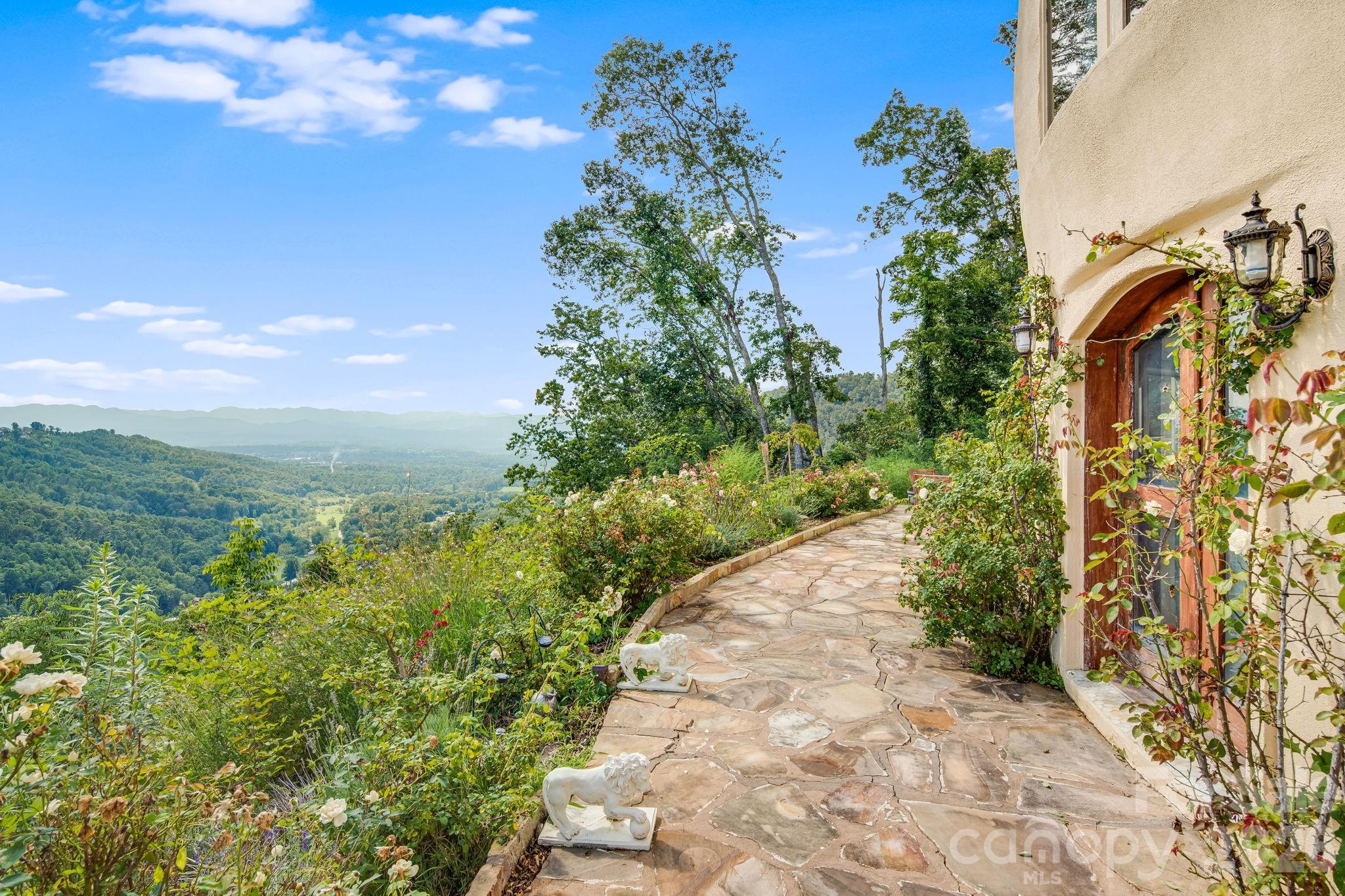 44 Azura Gdns None Property Photo 11