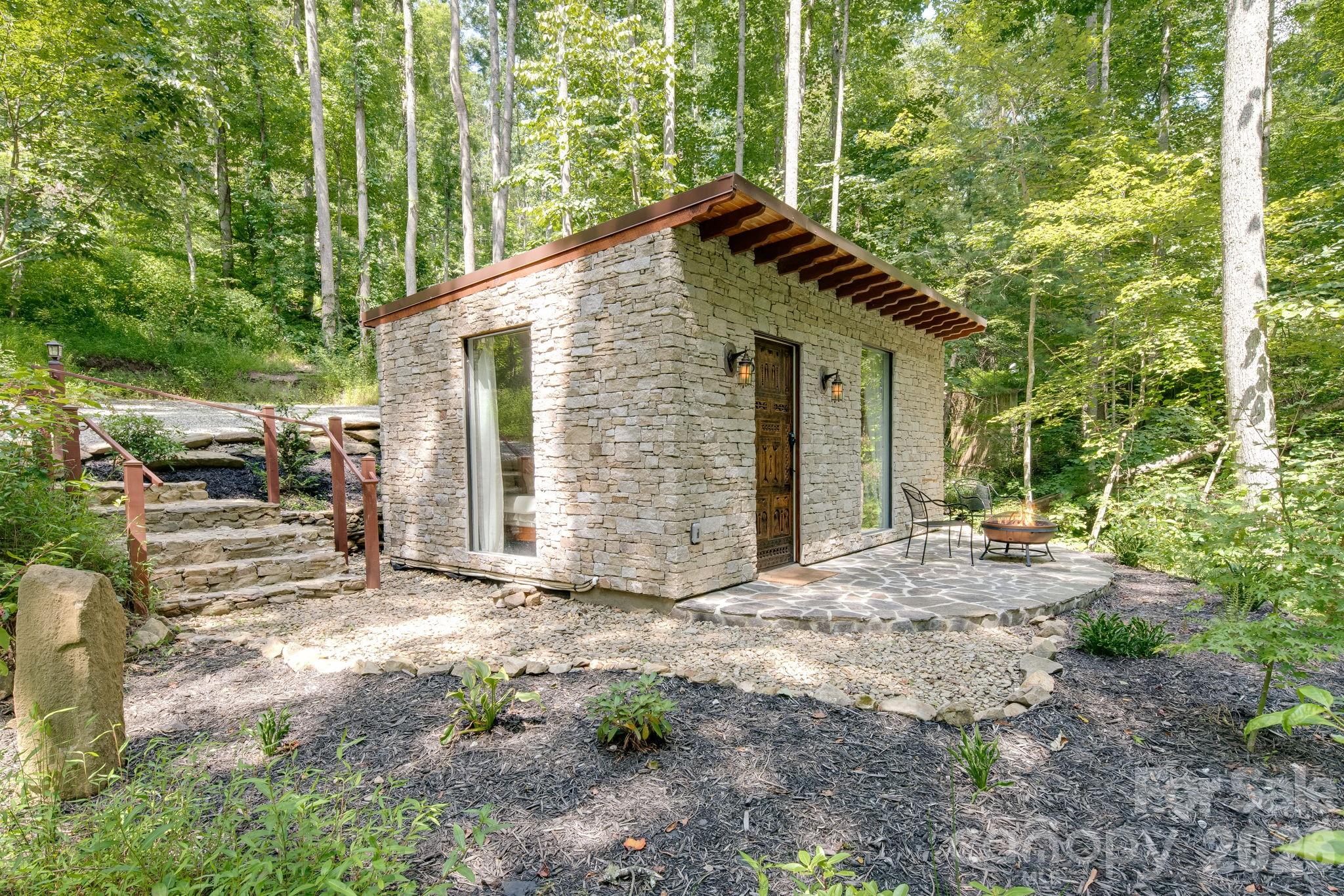 44 Azura Gdns None Property Photo 21