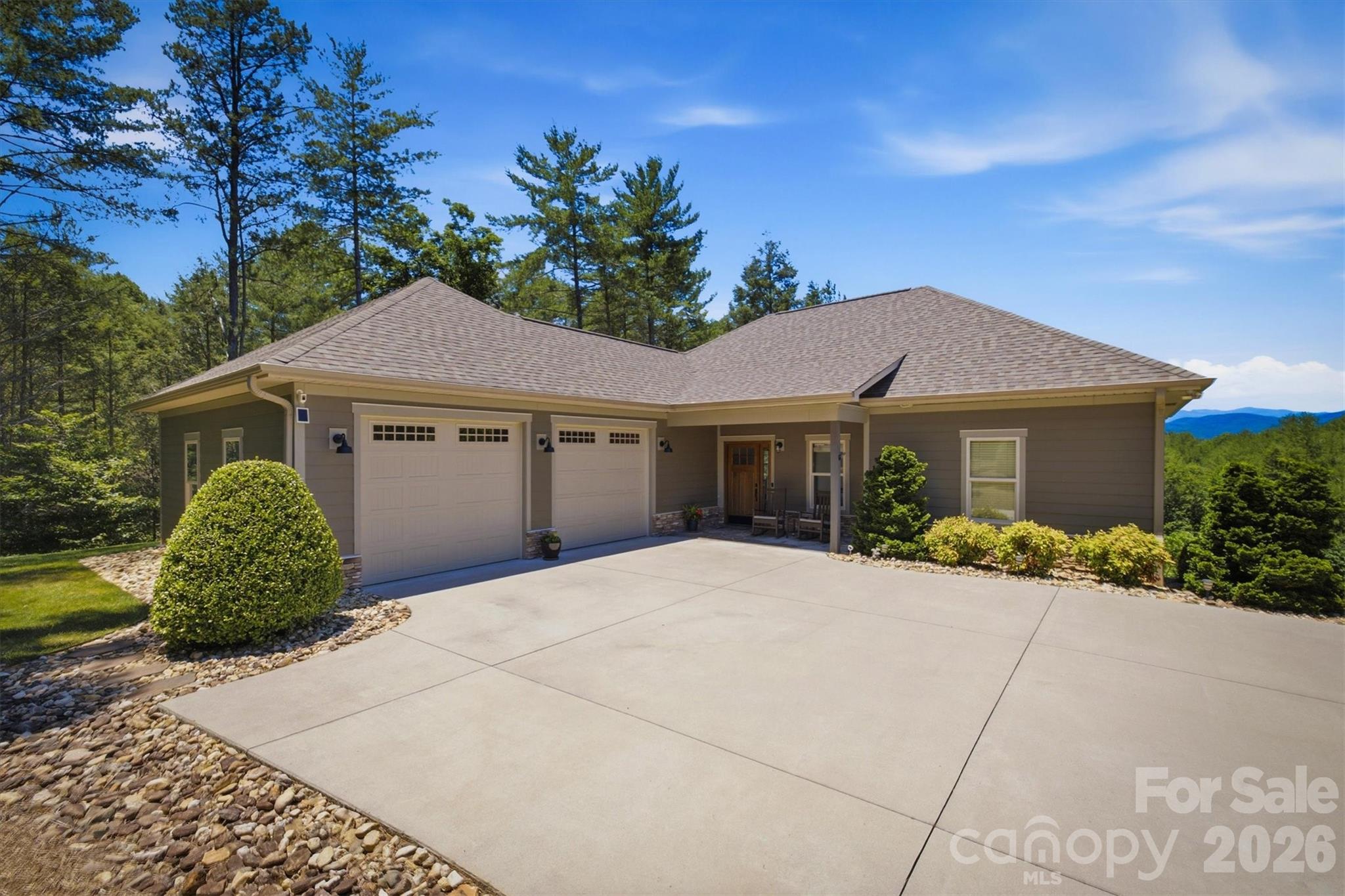 5515 Cedar Cove Way Property Photo 4
