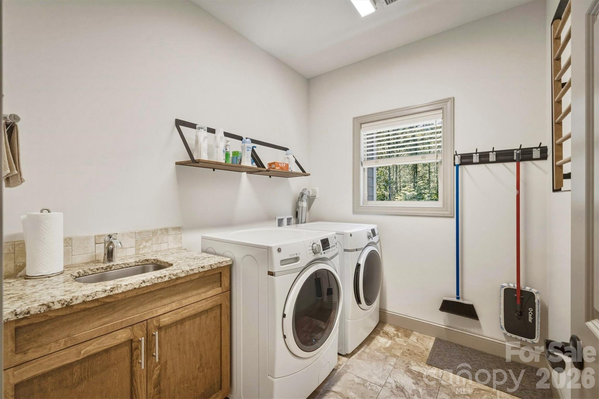 5515 Cedar Cove Way Property Photo 20