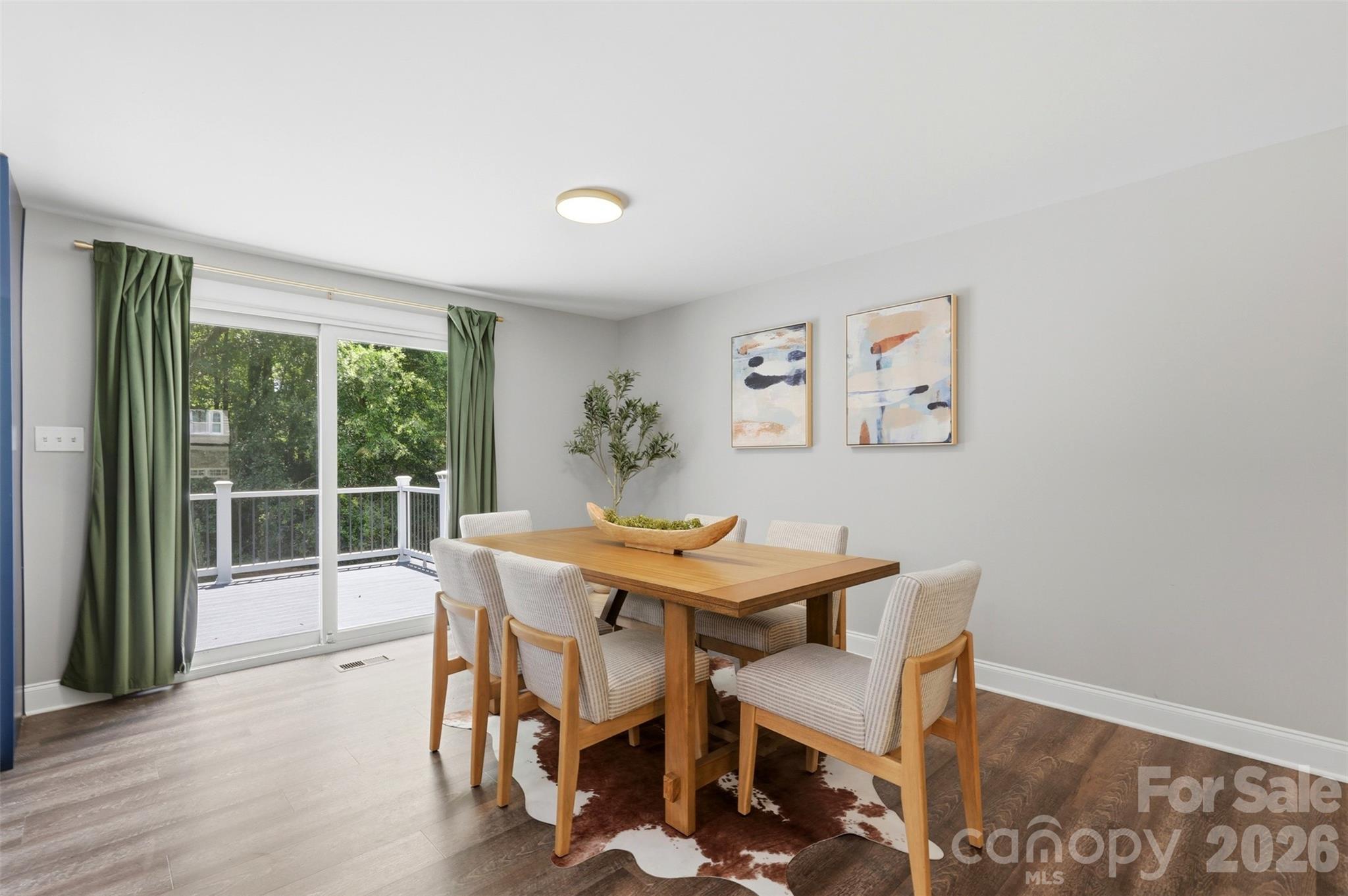 716 Regency Drive Property Photo 11