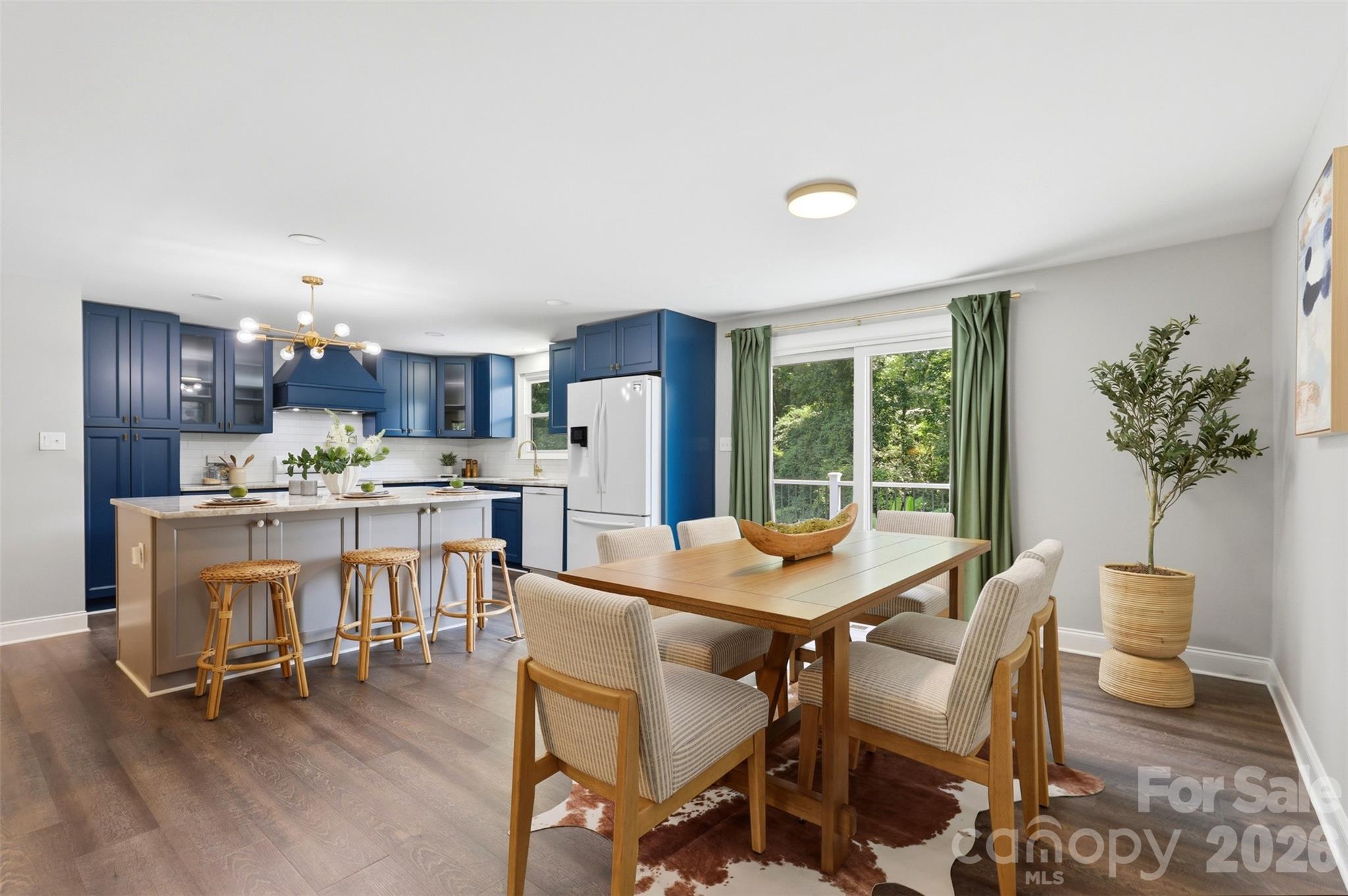 716 Regency Drive Property Photo 12