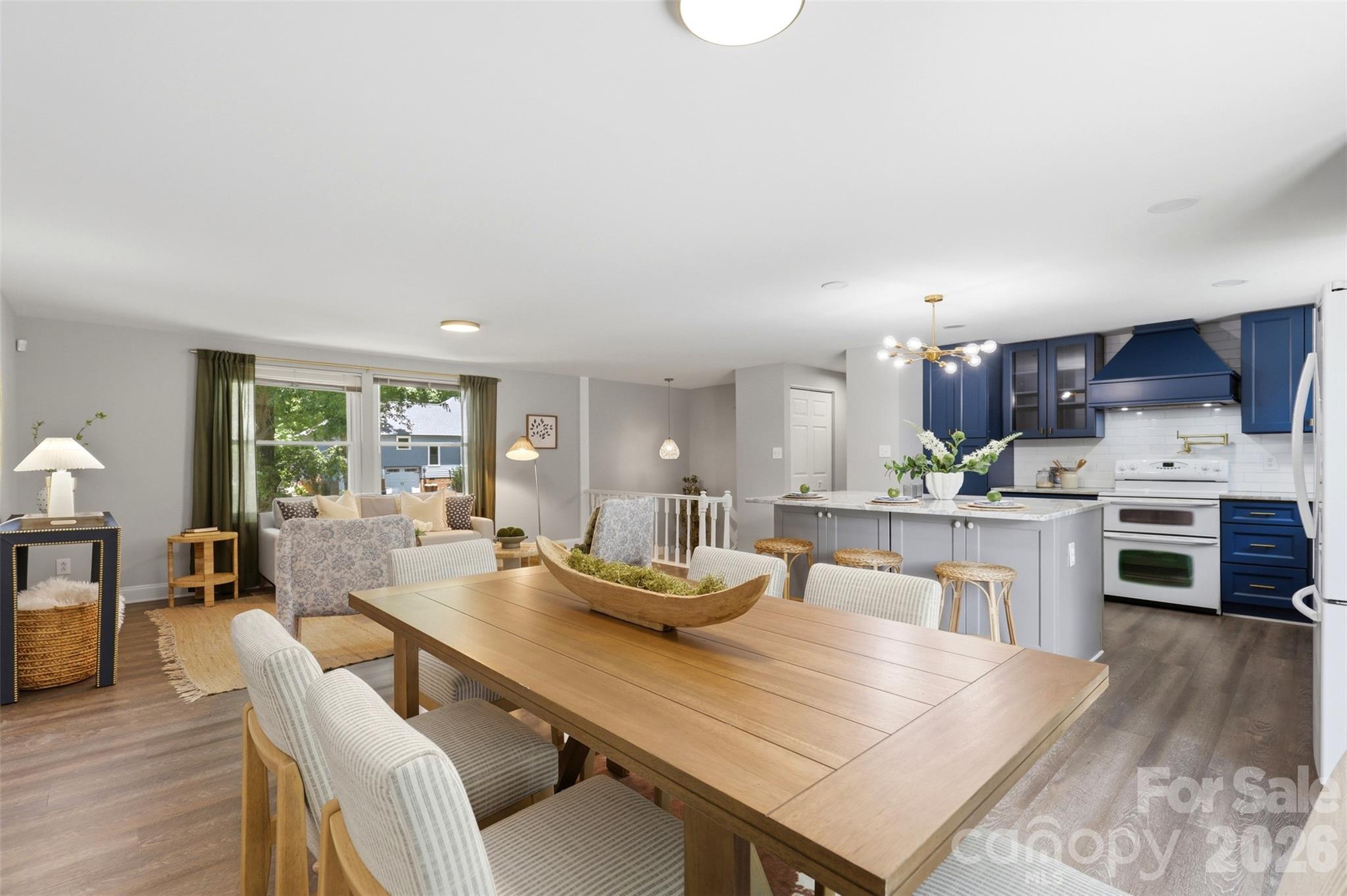 716 Regency Drive Property Photo 13