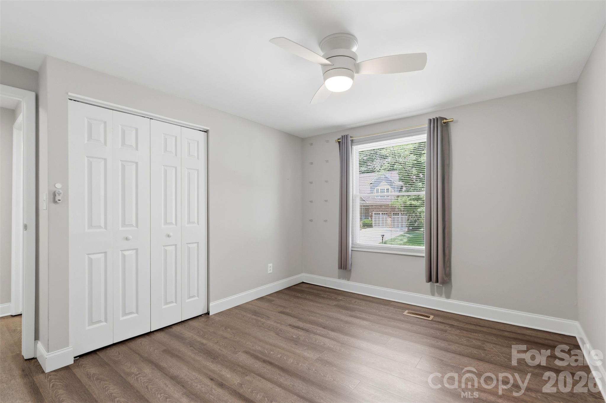 716 Regency Drive Property Photo 20