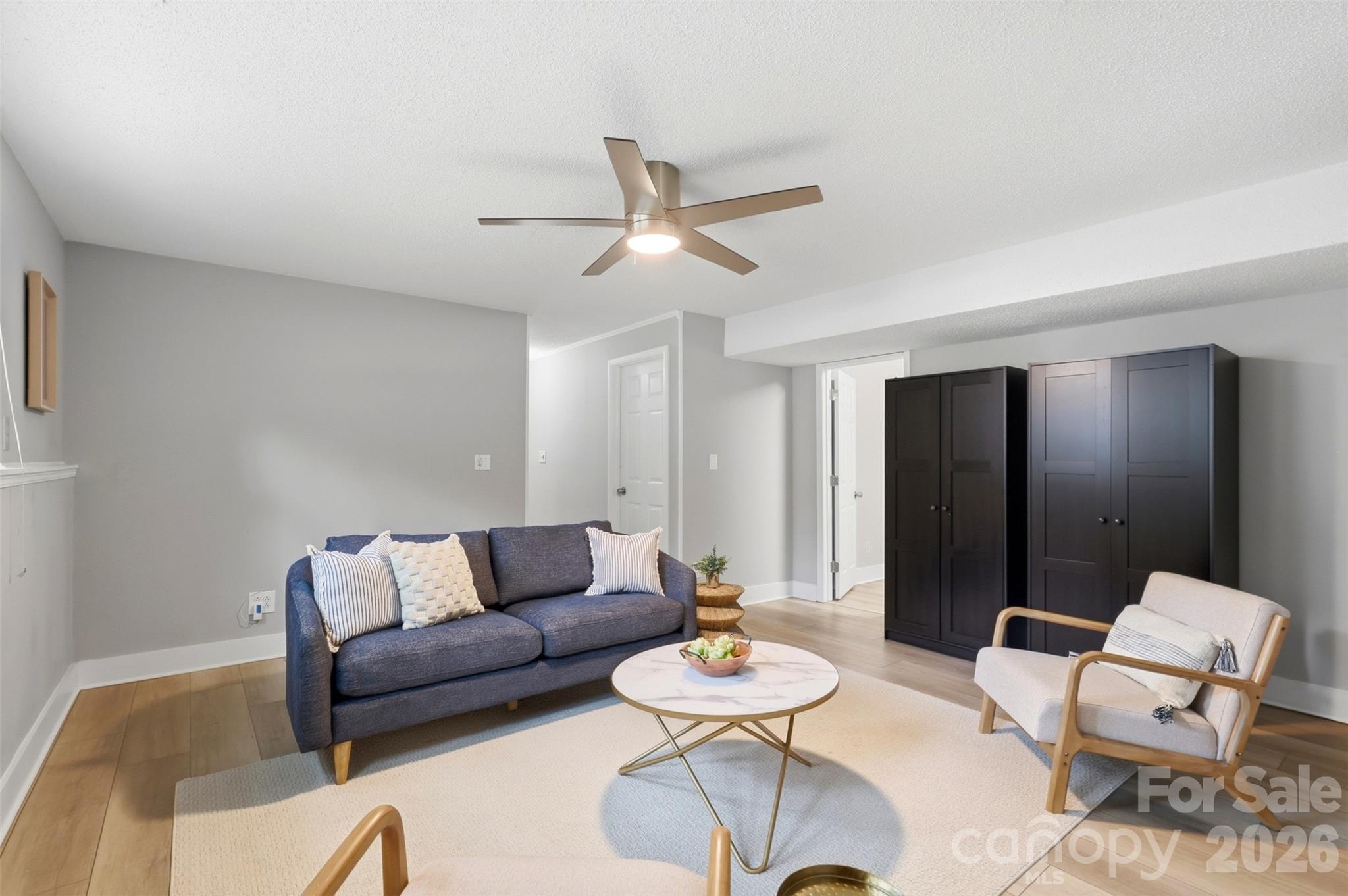 716 Regency Drive Property Photo 26