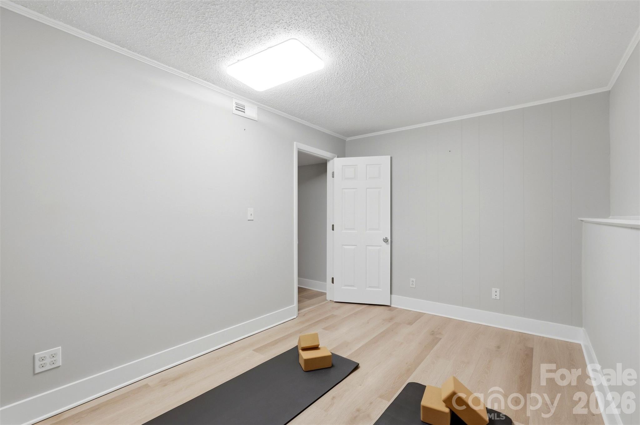 716 Regency Drive Property Photo 31