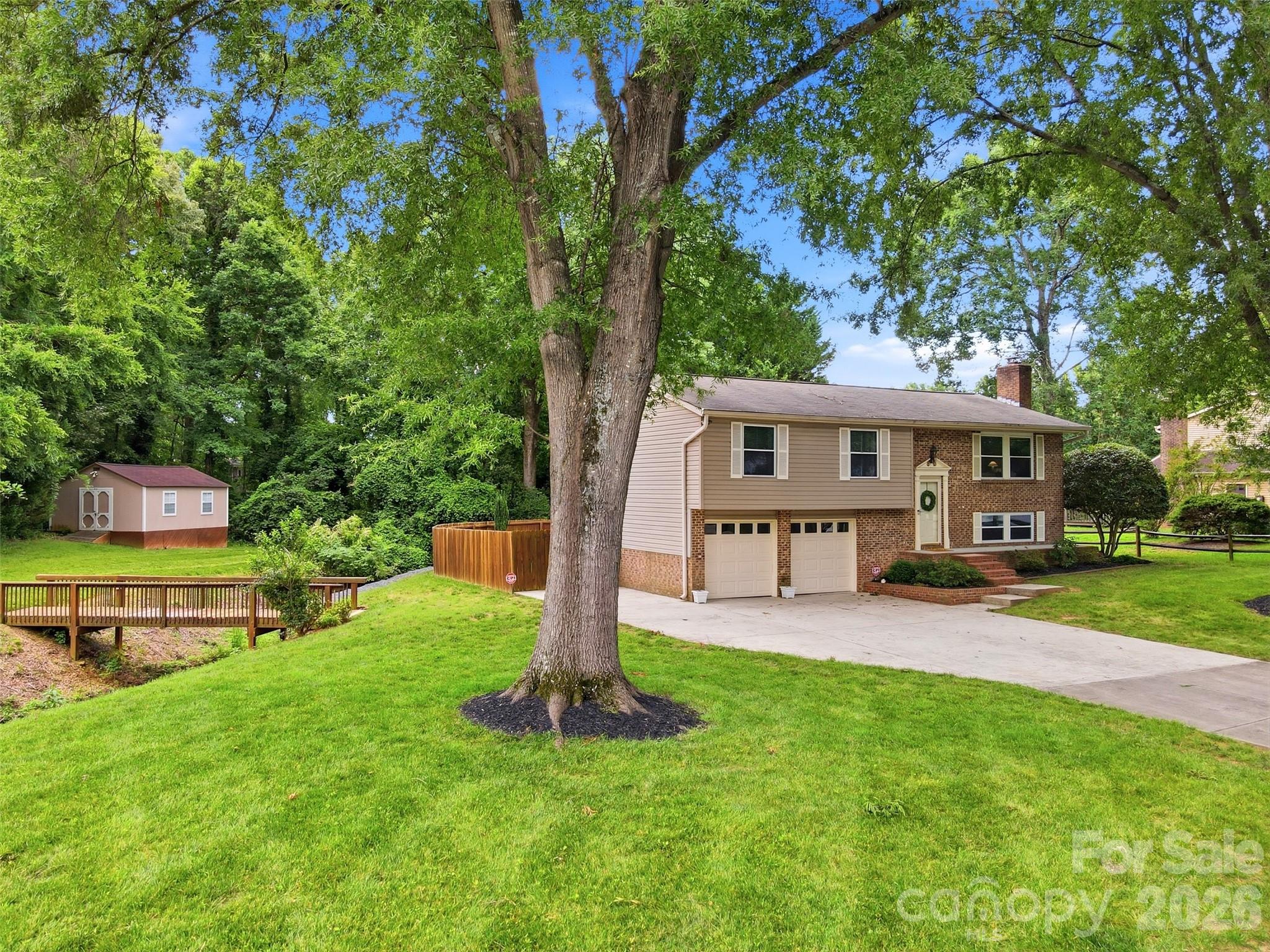 716 Regency Drive Property Photo 45