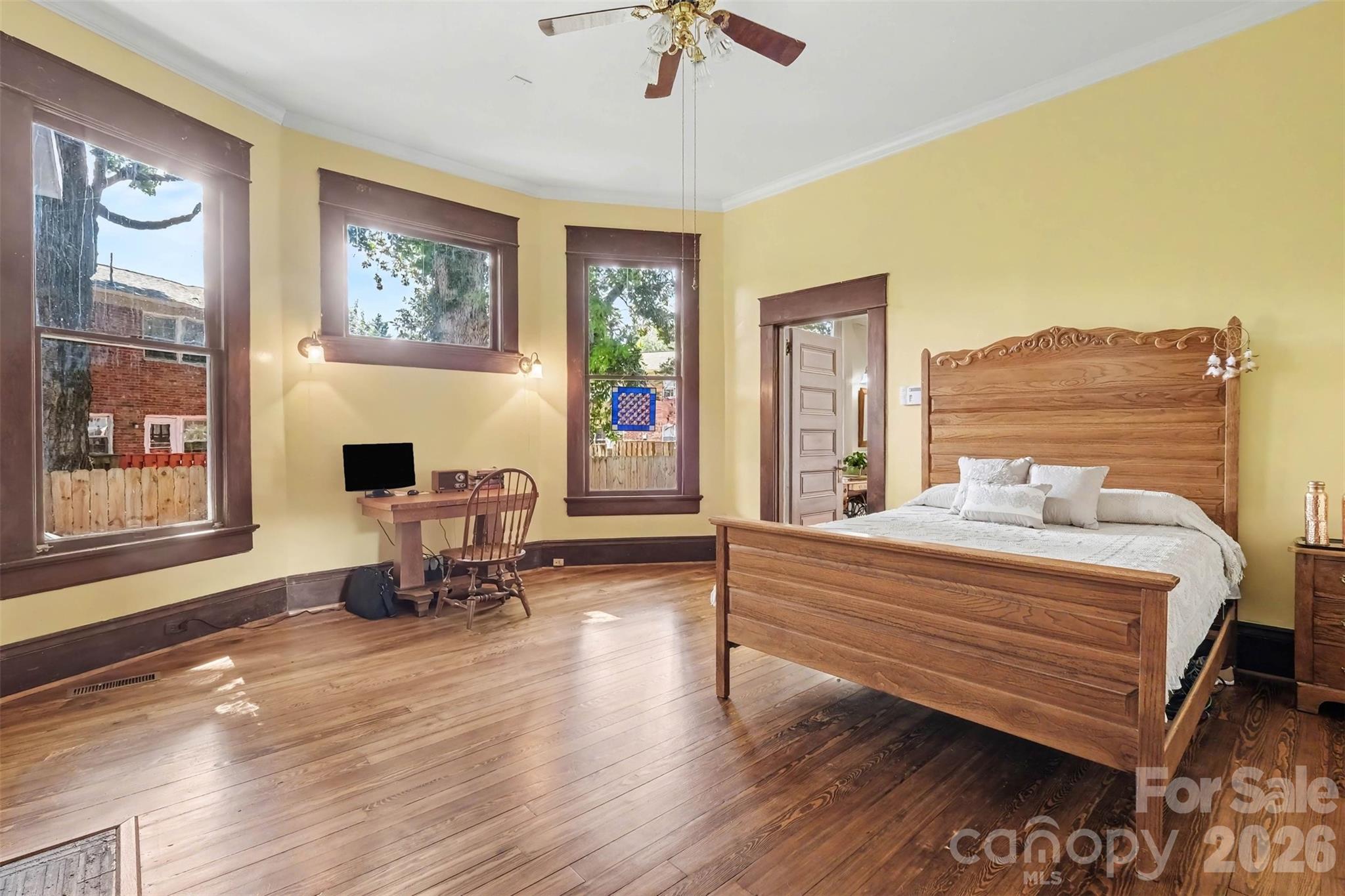 624 Walnut Street Property Photo 11