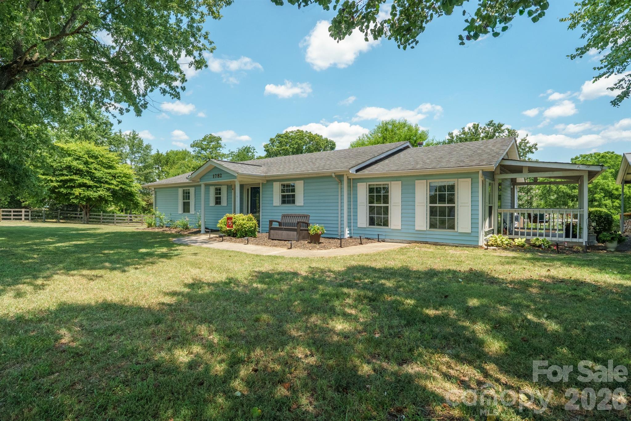 1782 Cat Square Road Property Photo 3