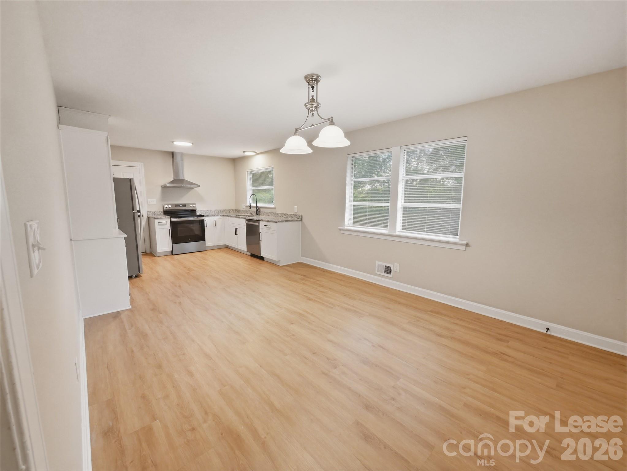 765 8th Avenue Drive Property Photo 5