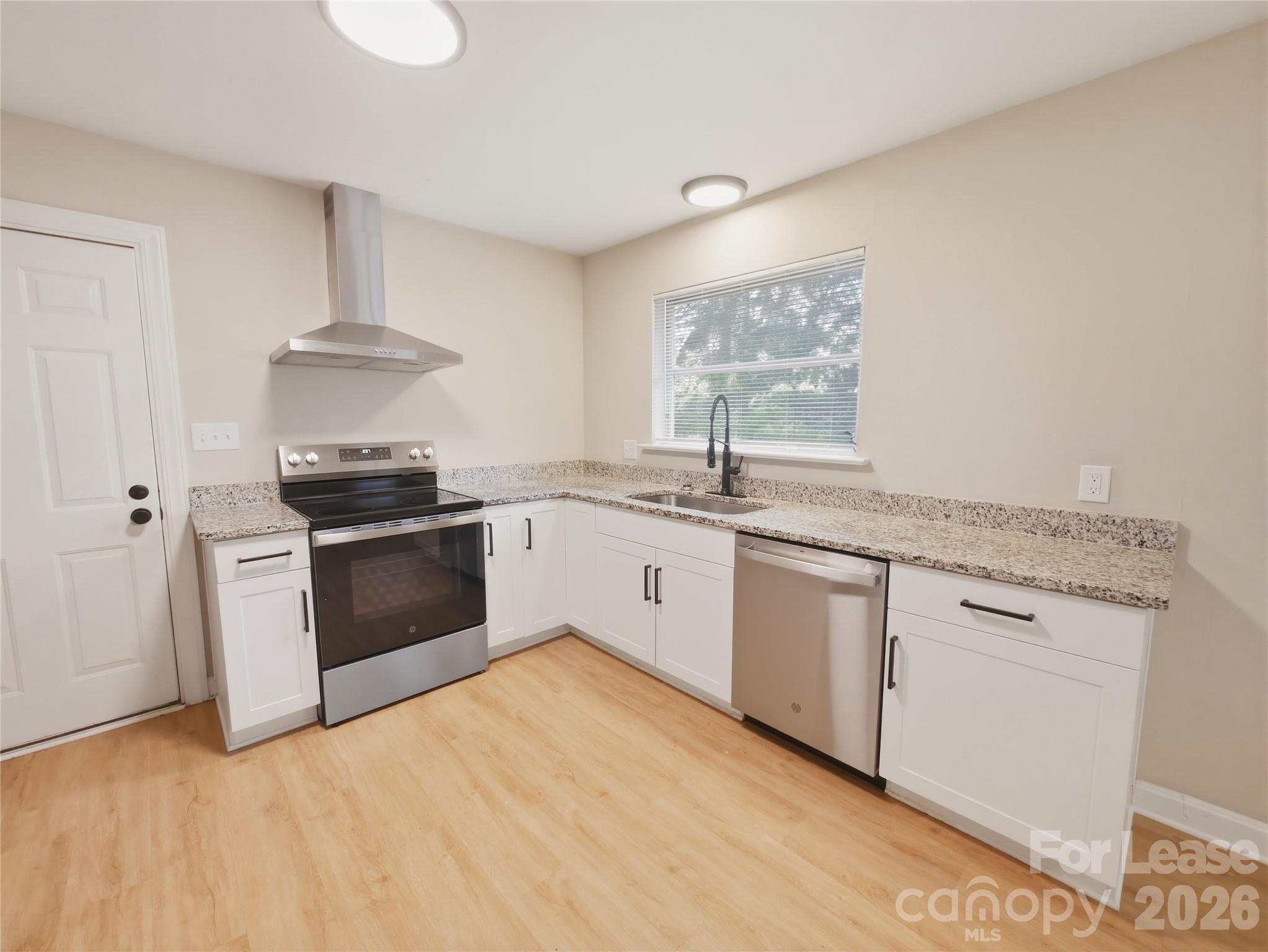 765 8th Avenue Drive Property Photo 9